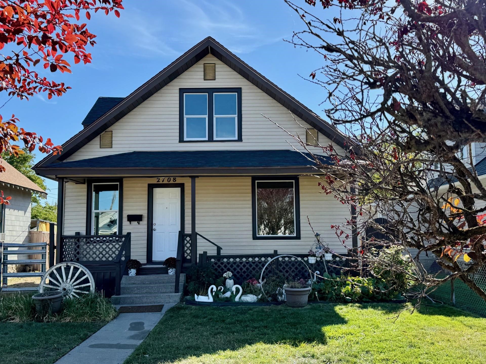 2708 E NORA Ave - Photo 1