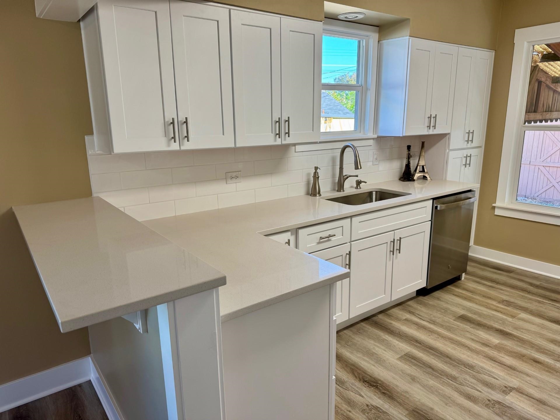 2708 E NORA Ave - Photo 5
