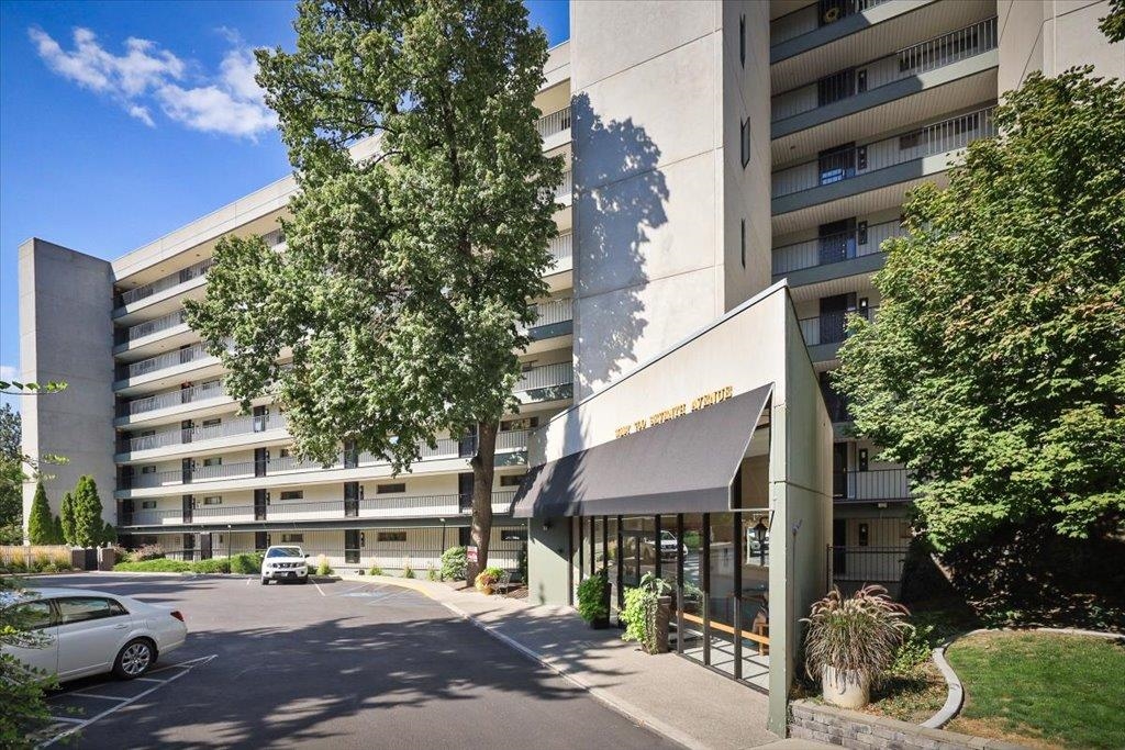 700 W 7th Ave - Photo 12