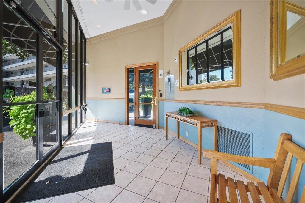 700 W 7th Ave - Photo 13