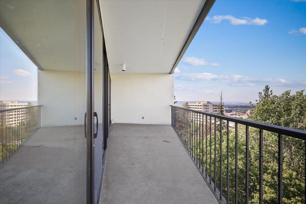 700 W 7th Ave - Photo 28