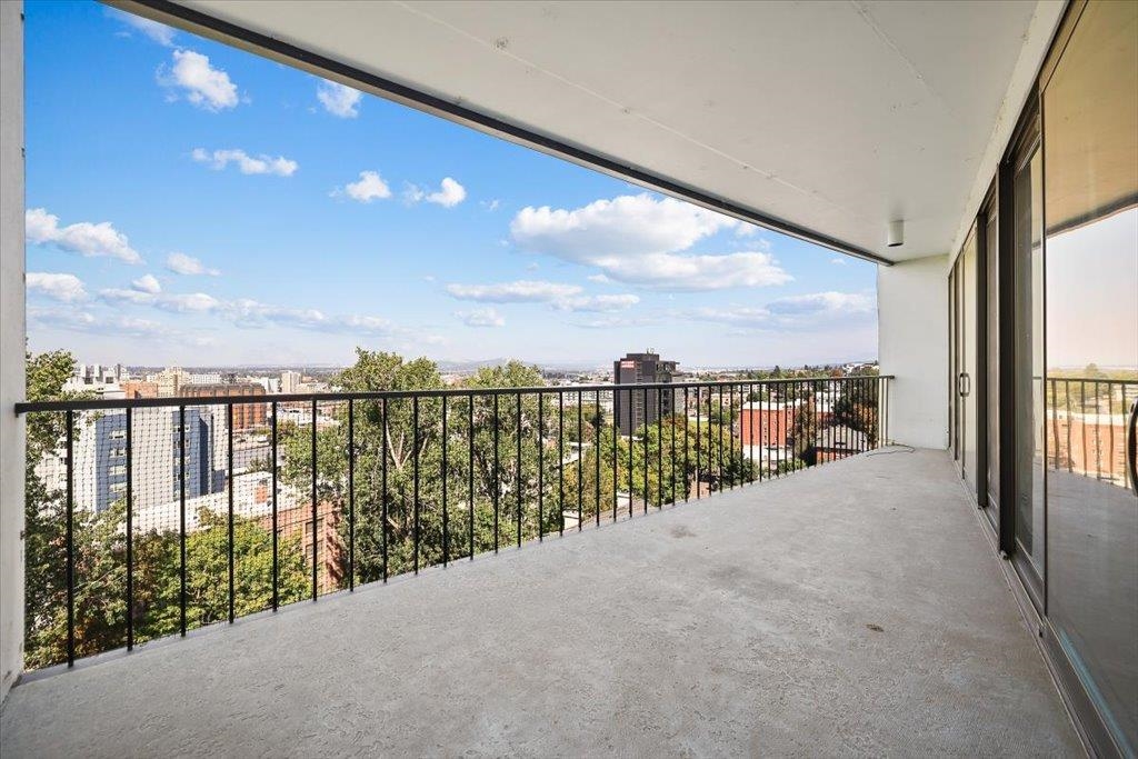 700 W 7th Ave - Photo 29