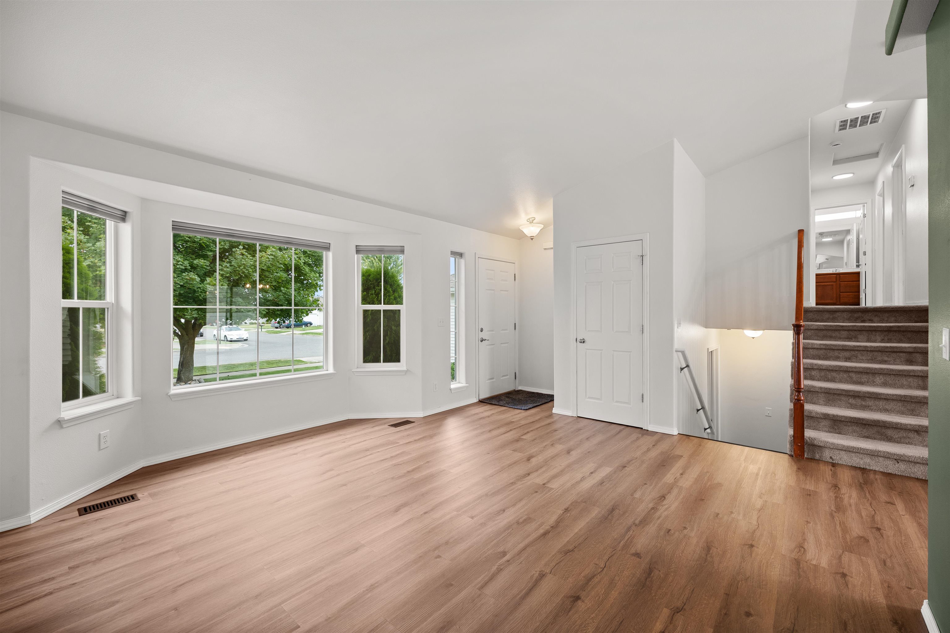 2020 N Tschirley Rd - Photo 7