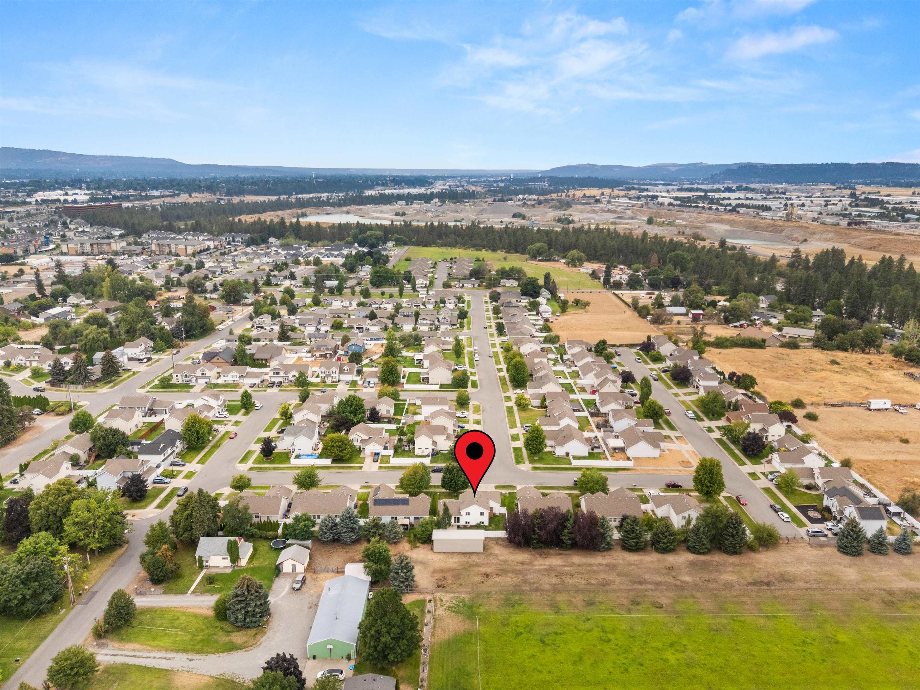 2020 N Tschirley Rd - Photo 44