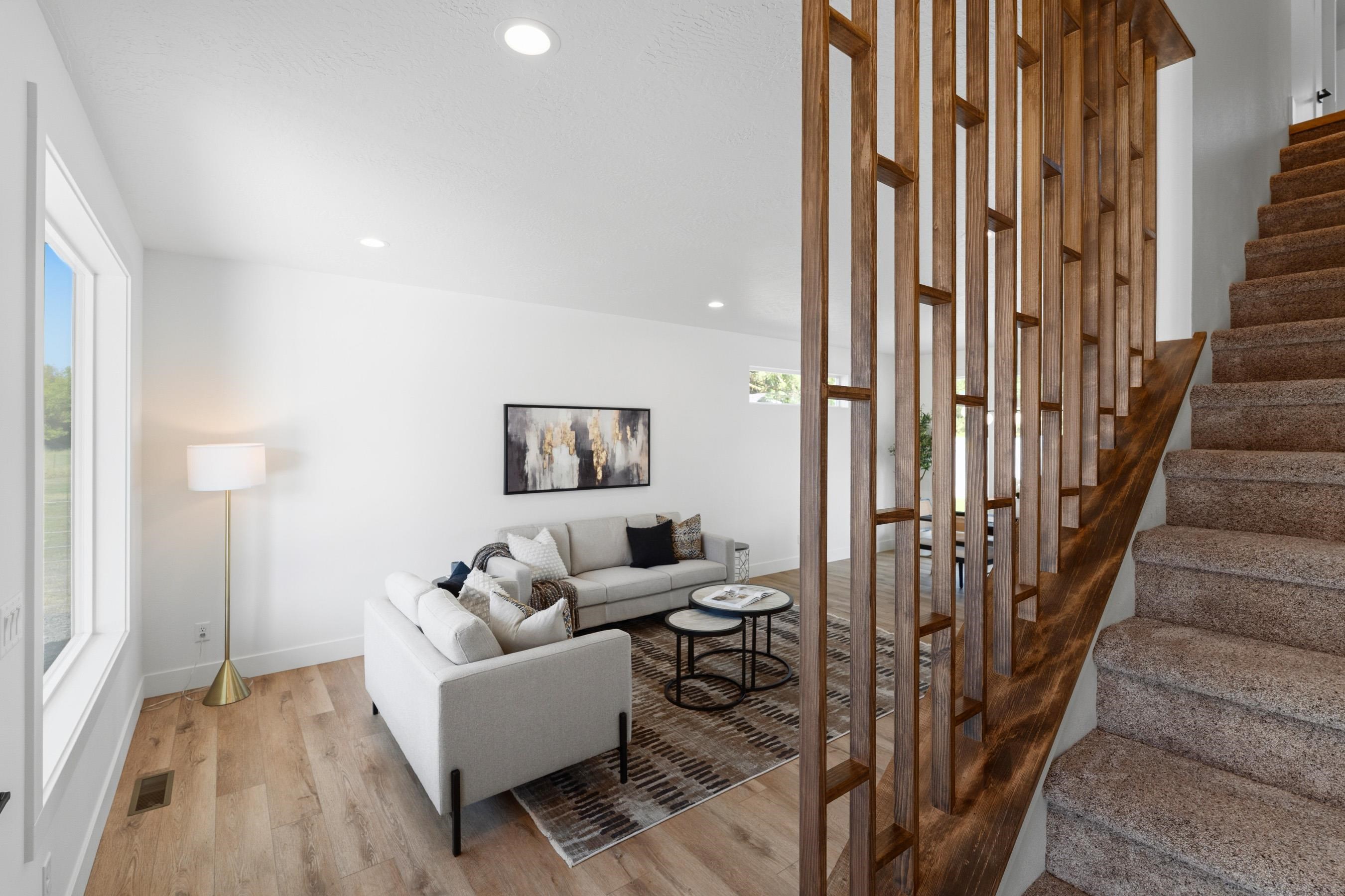 504 N Moen Ln - Photo 5