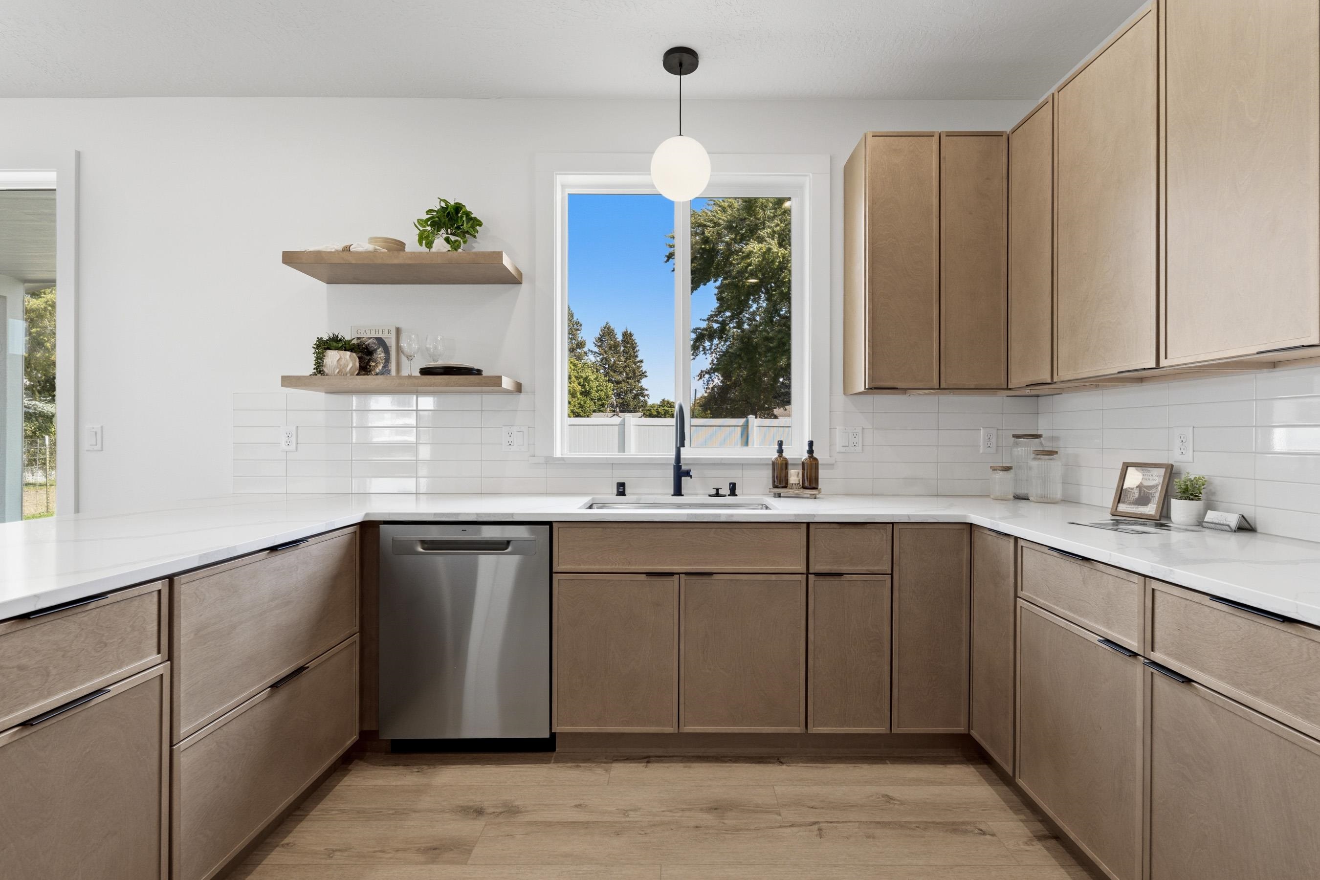 504 N Moen Ln - Photo 12