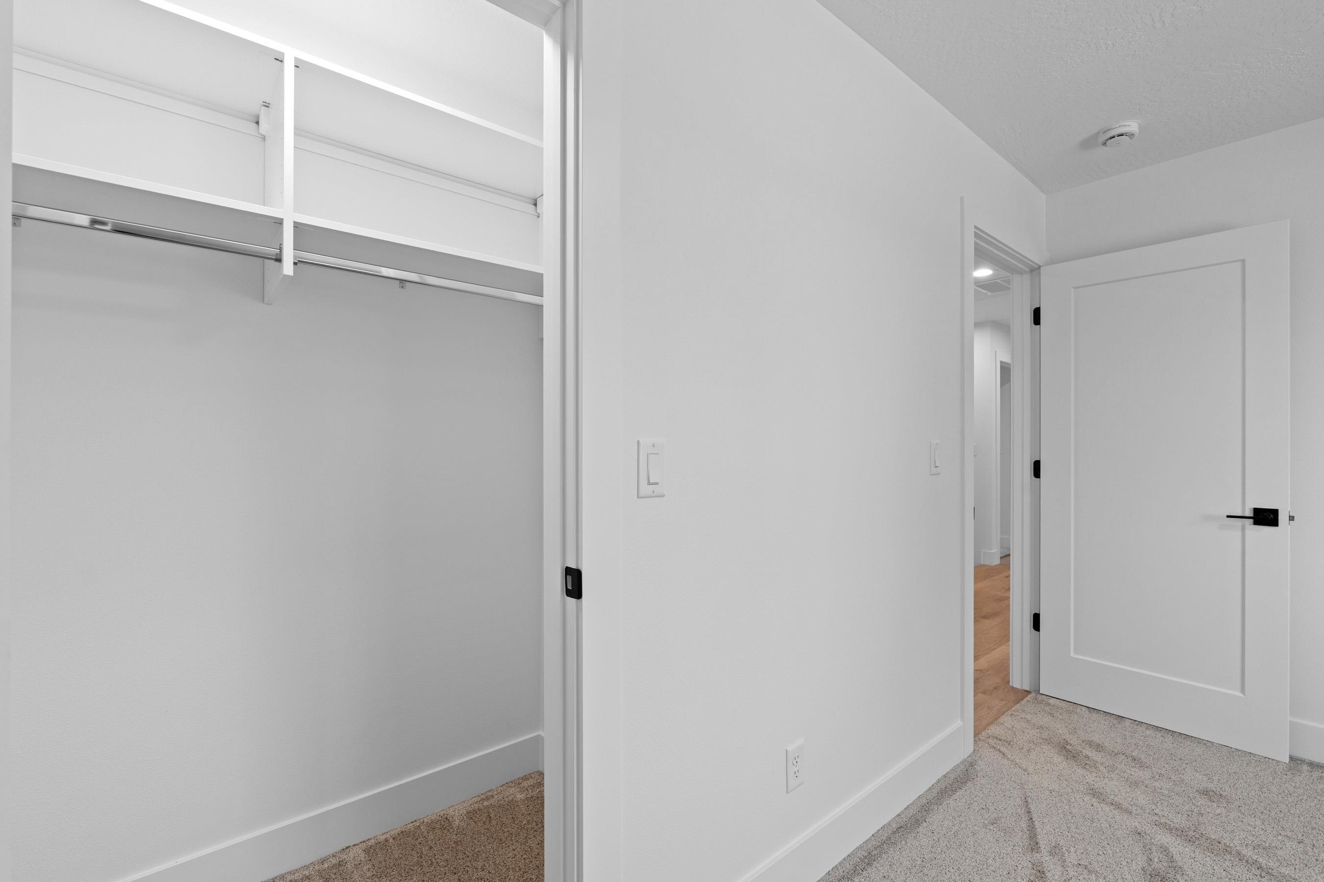 504 N Moen Ln - Photo 30