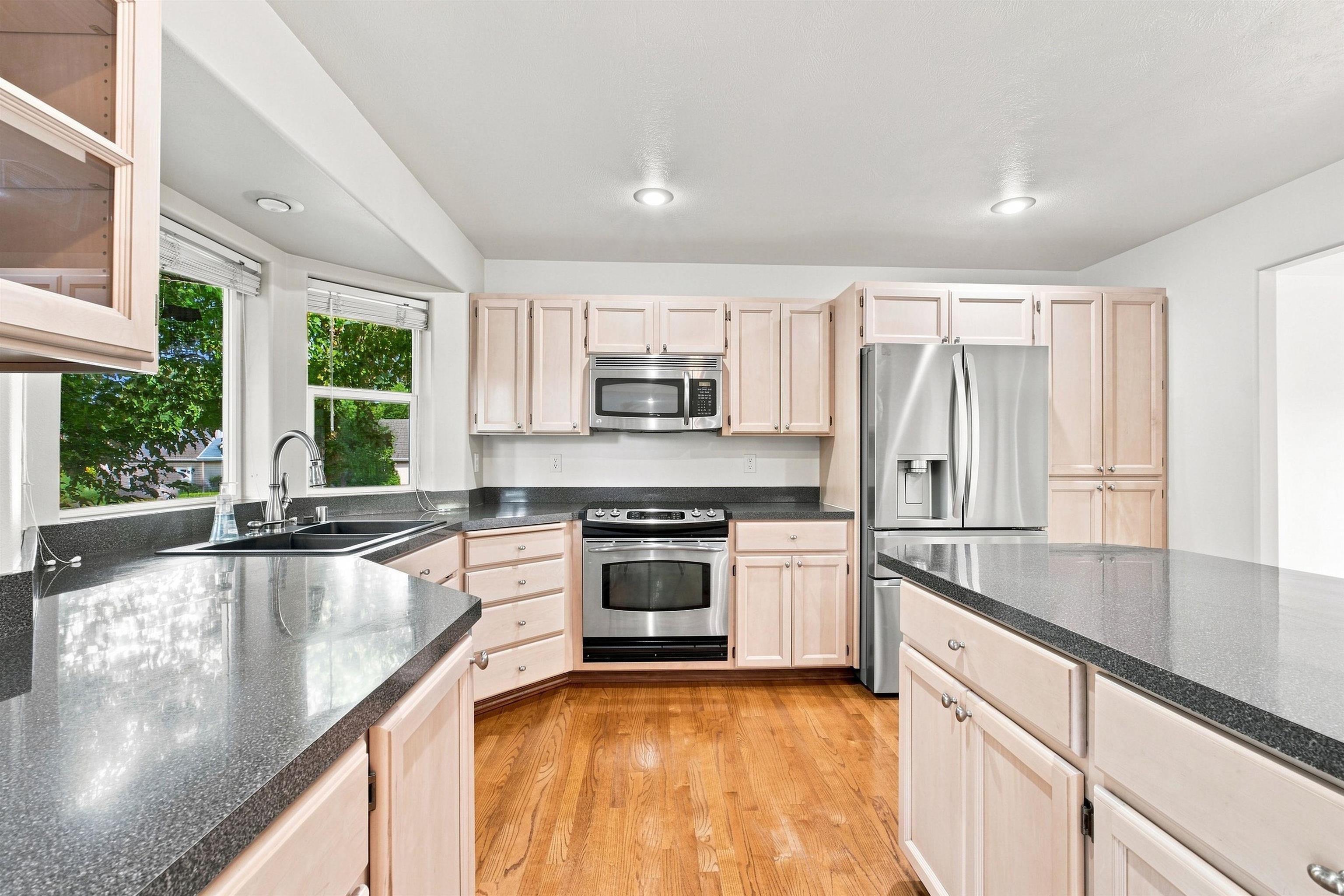 1010 E Metler Dr - Photo 16