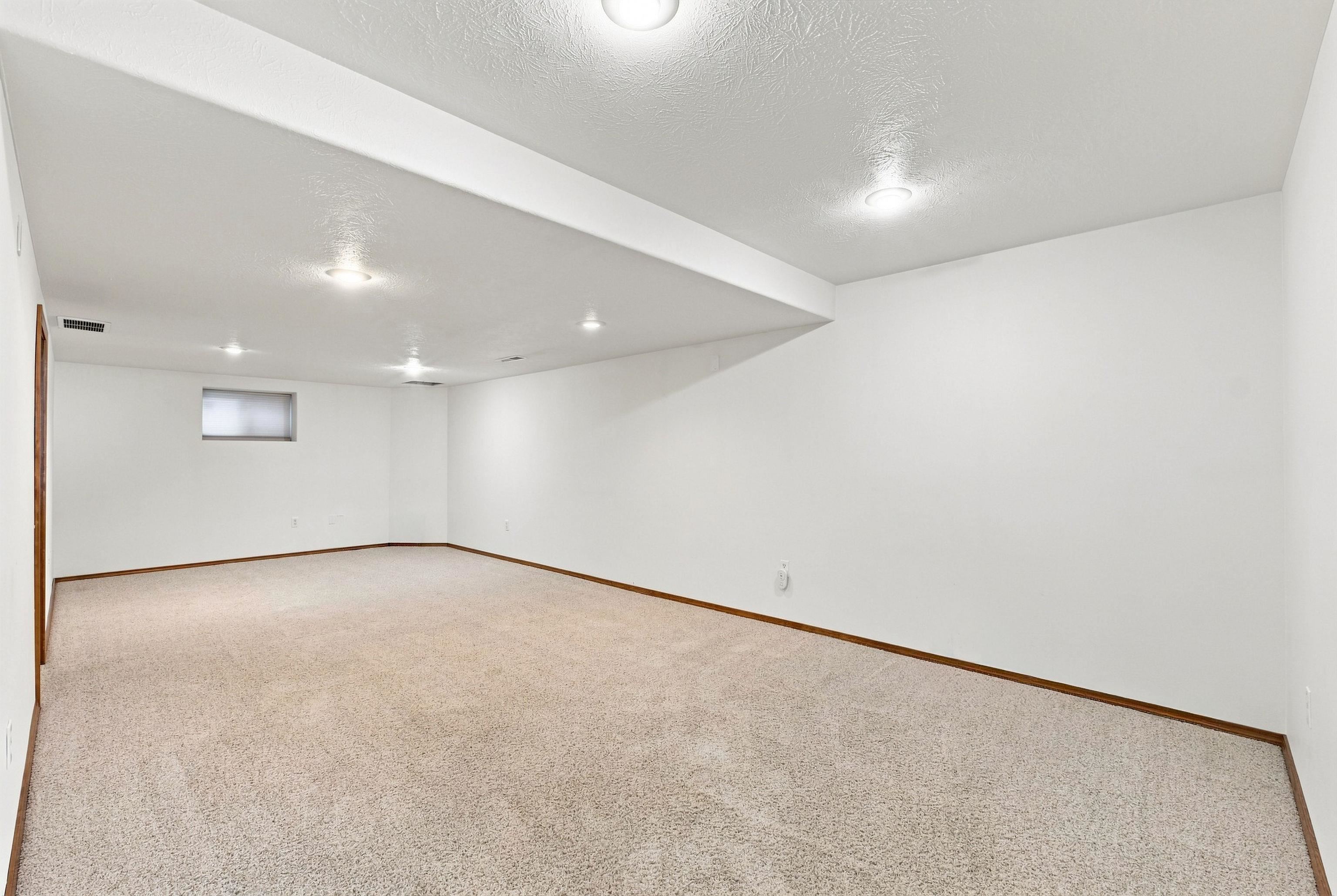 1010 E Metler Dr - Photo 34