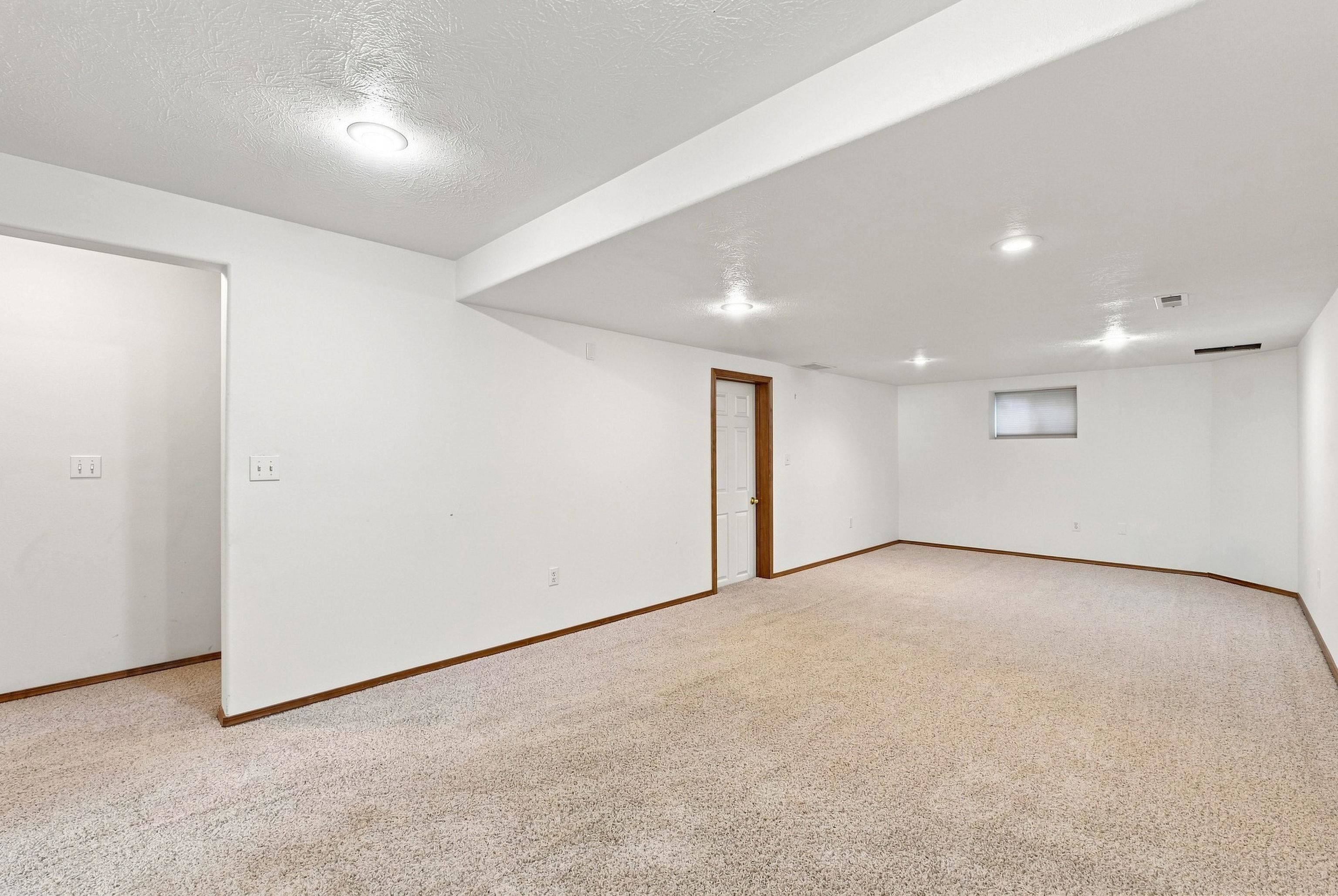 1010 E Metler Dr - Photo 35