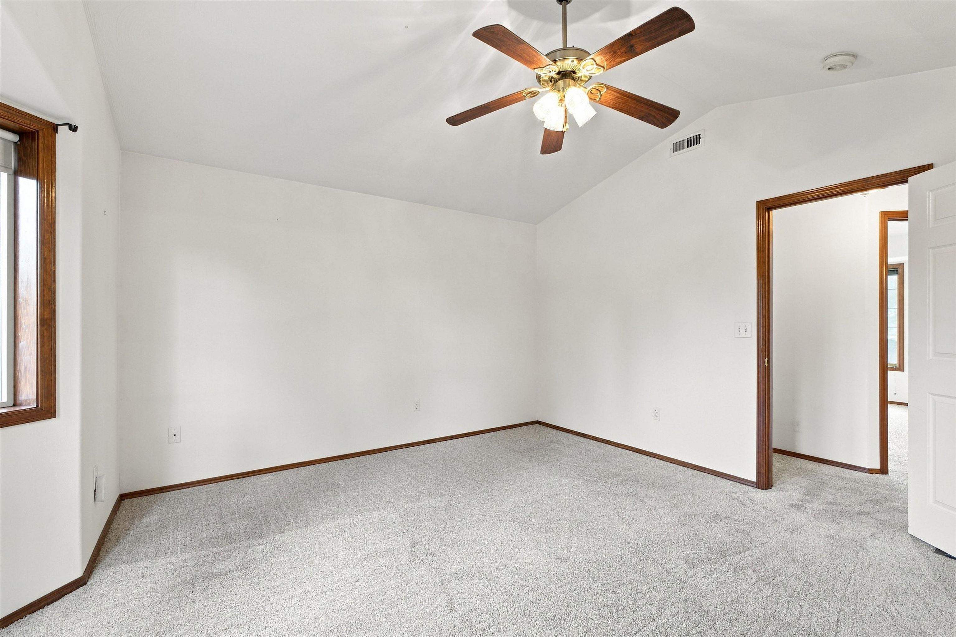 1010 E Metler Dr - Photo 40