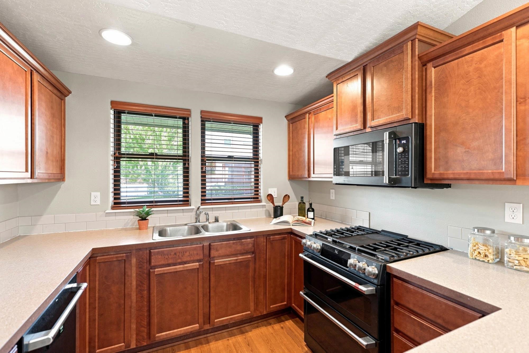 19028 E Mountain View Ave - Photo 8