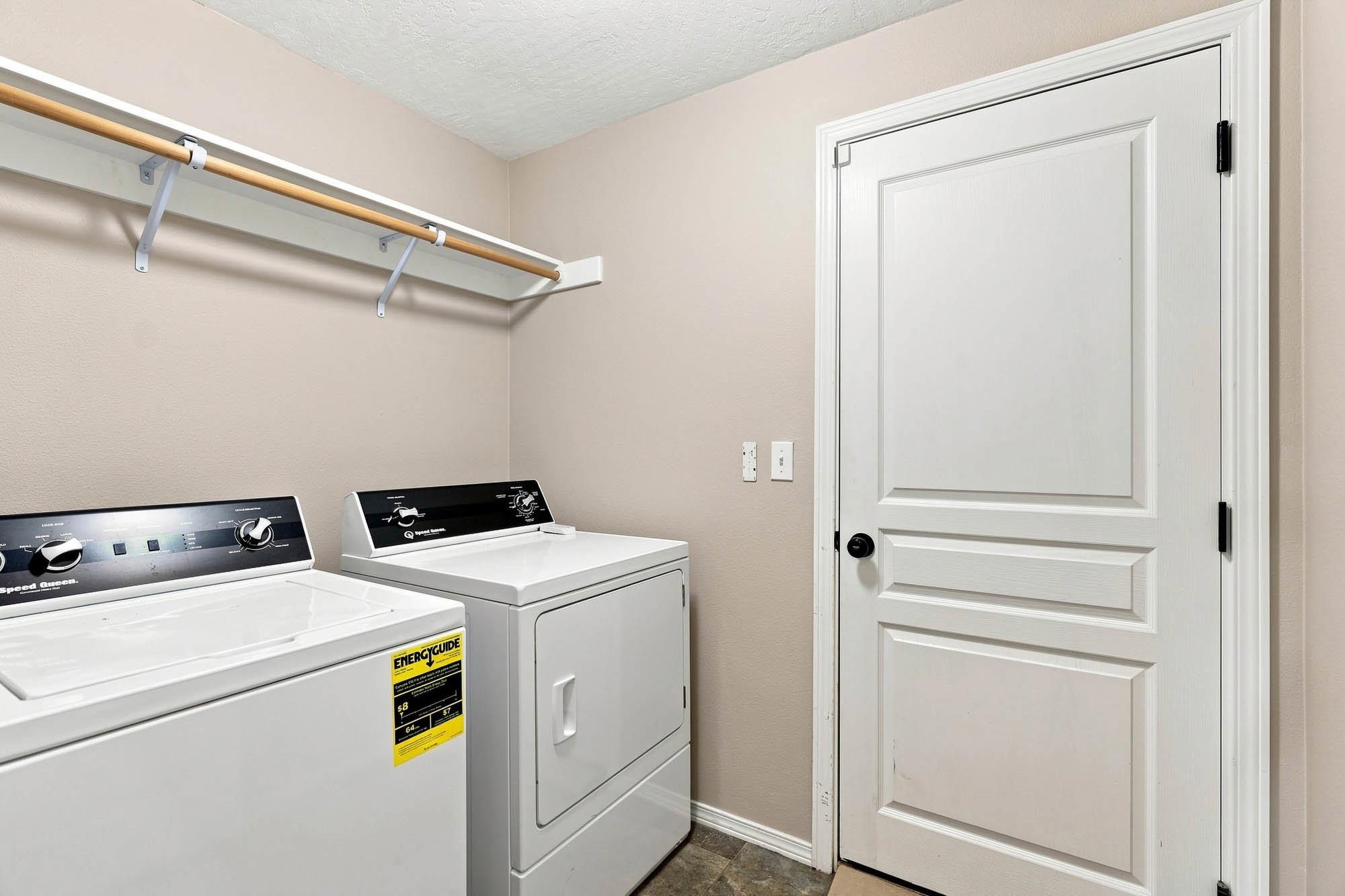 19028 E Mountain View Ave - Photo 20
