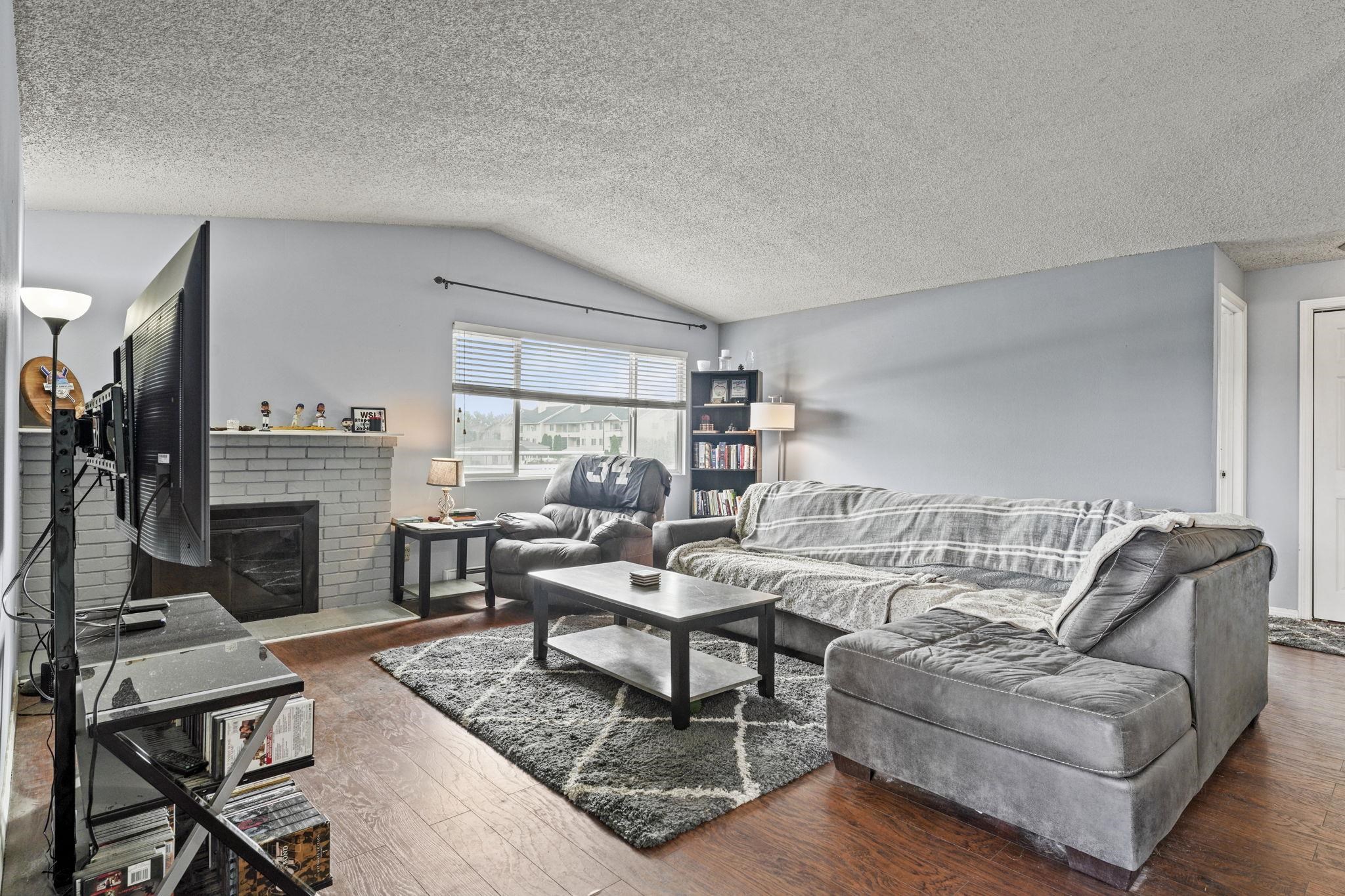 310 E Weili Ave - Photo 3