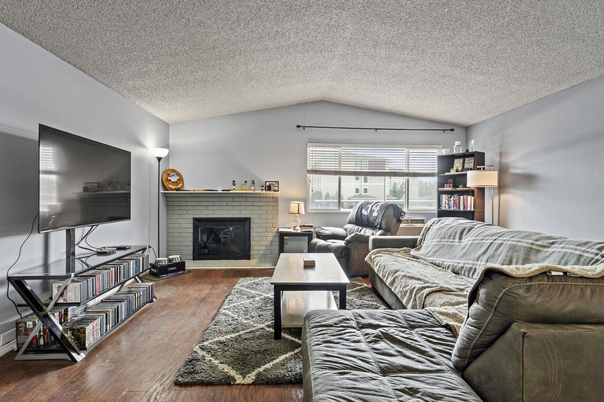310 E Weili Ave - Photo 5