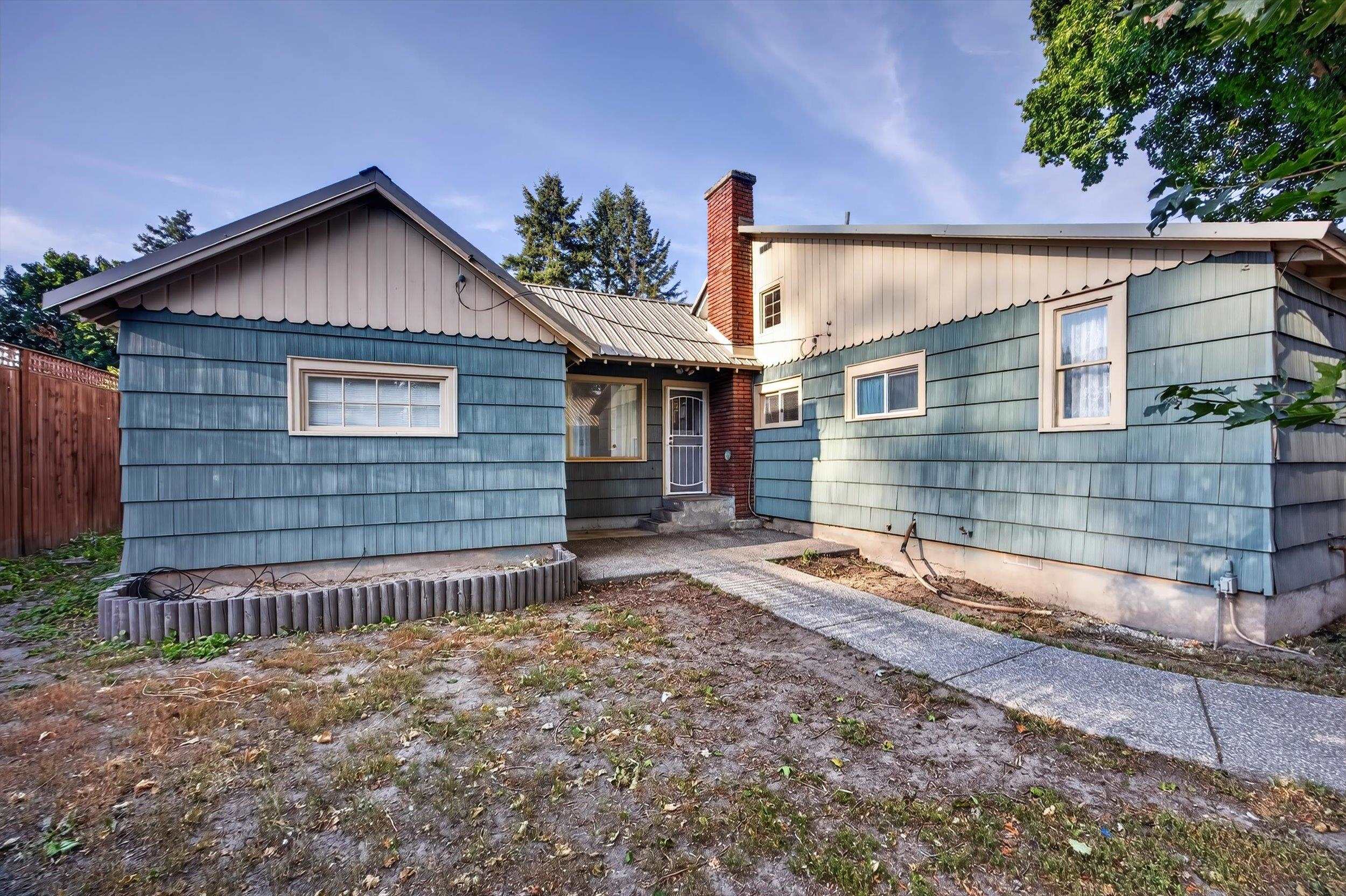 303 W Colville Ave - Photo 32