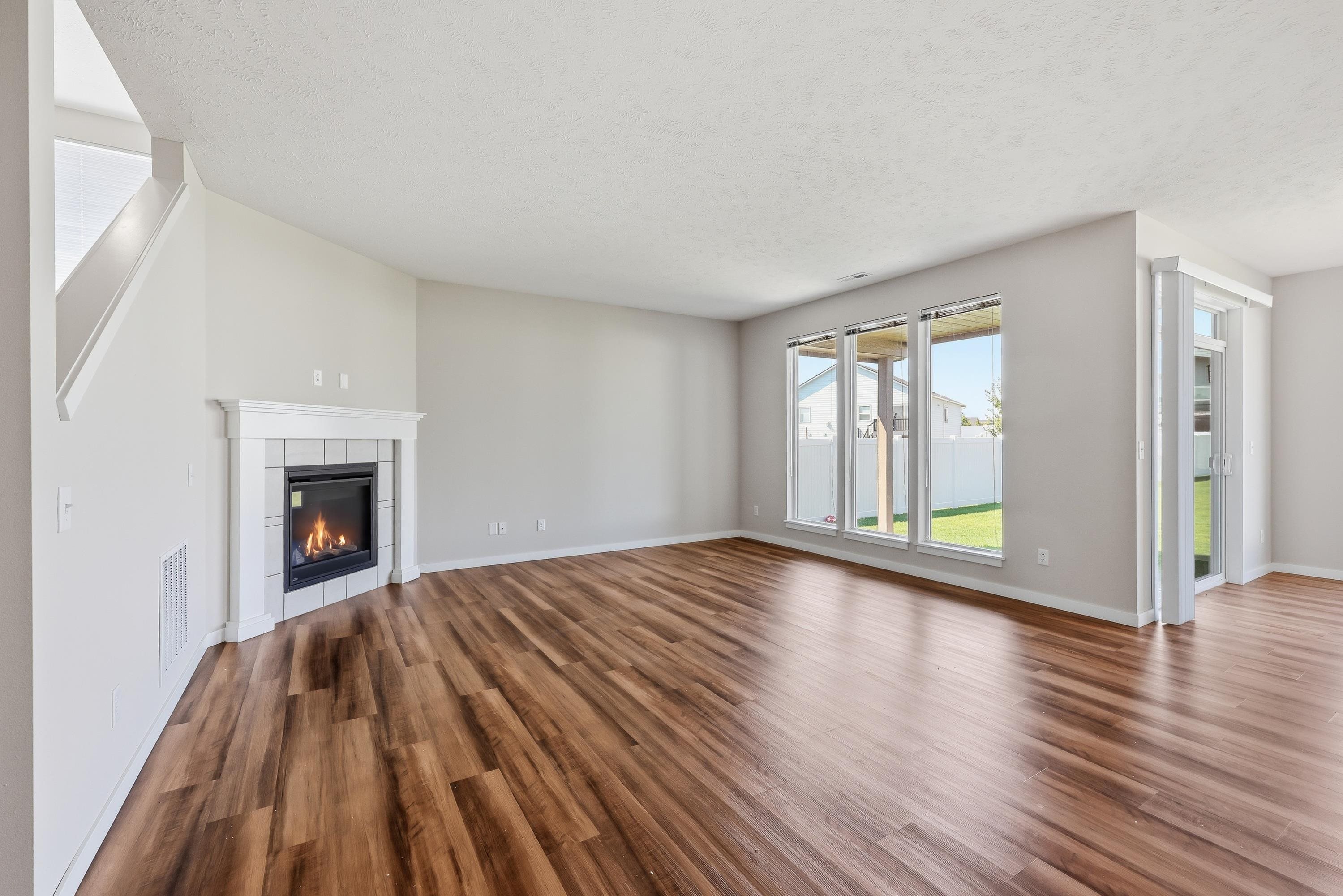 8411 N Summerhill Ln - Photo 3