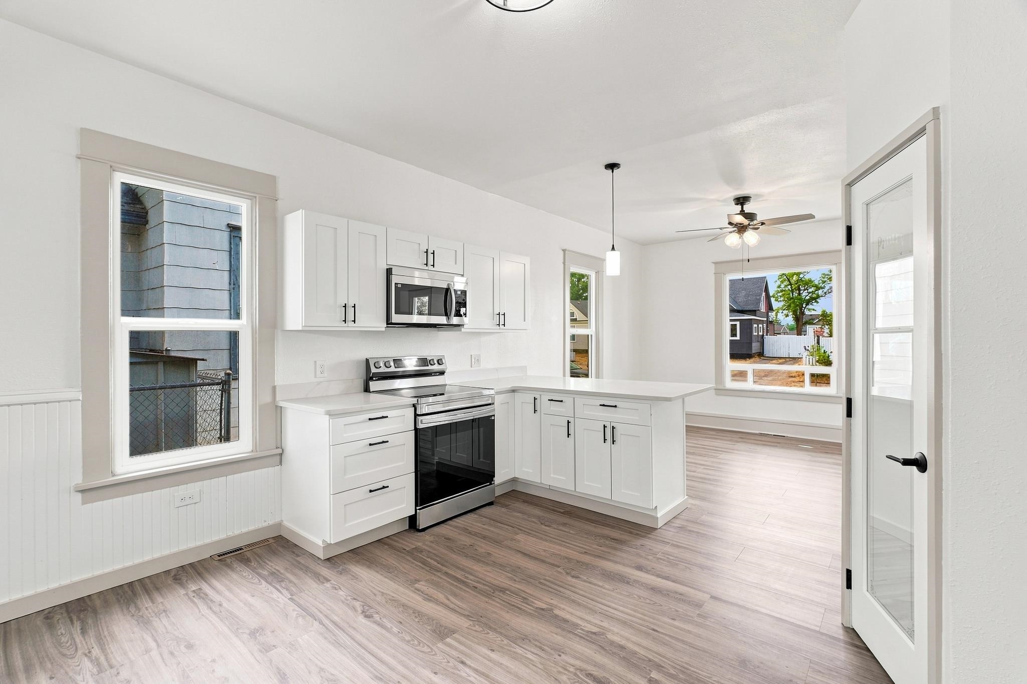 318 W Knox Ave - Photo 13