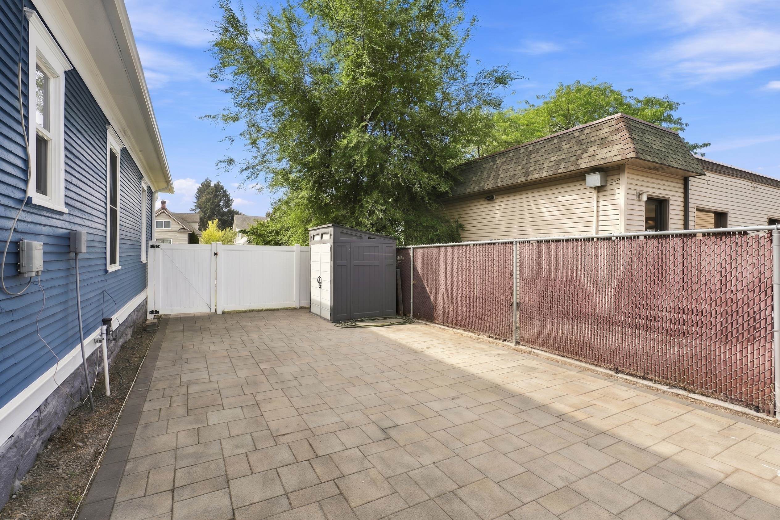 318 W Knox Ave - Photo 21