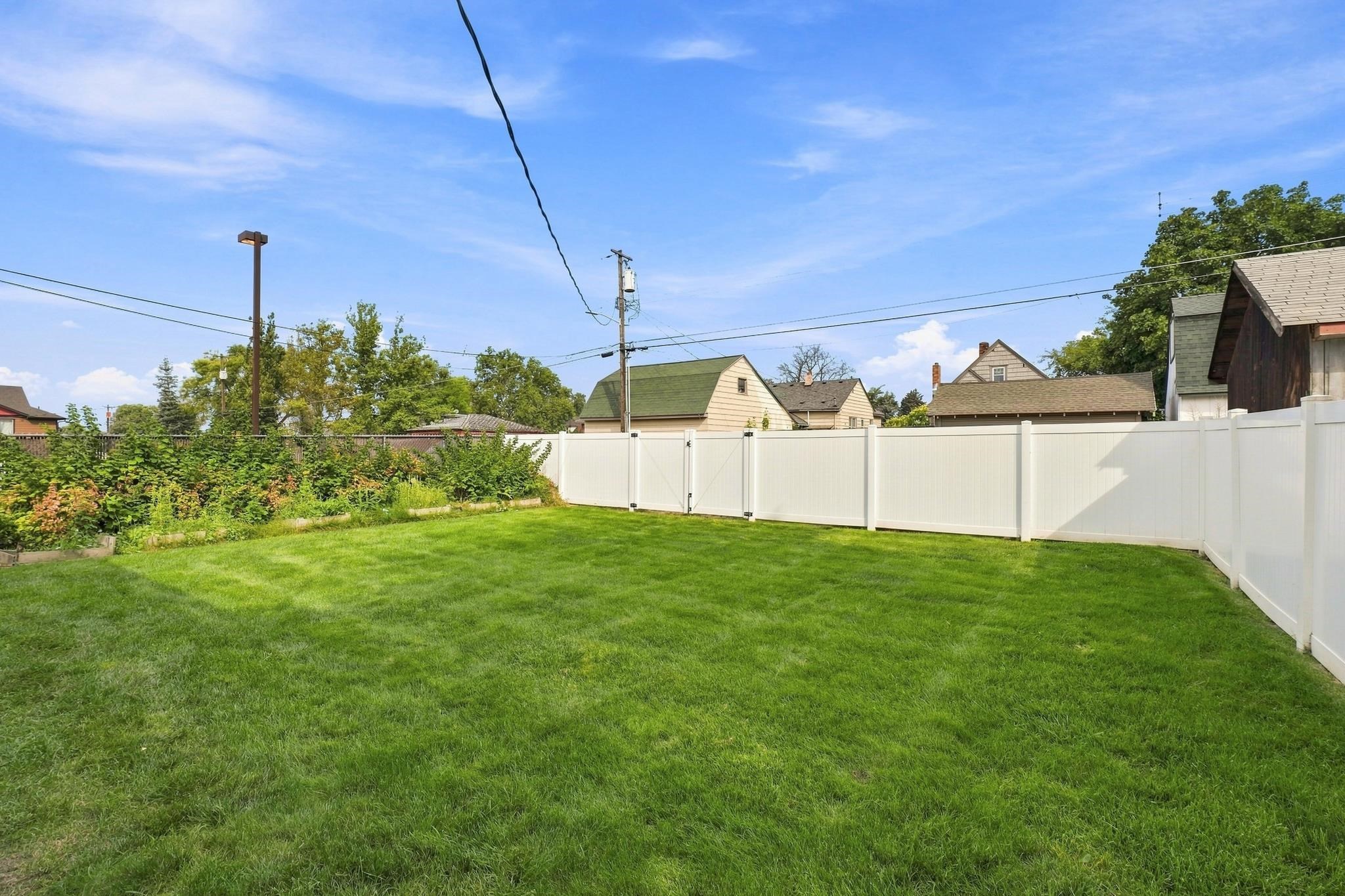 318 W Knox Ave - Photo 22