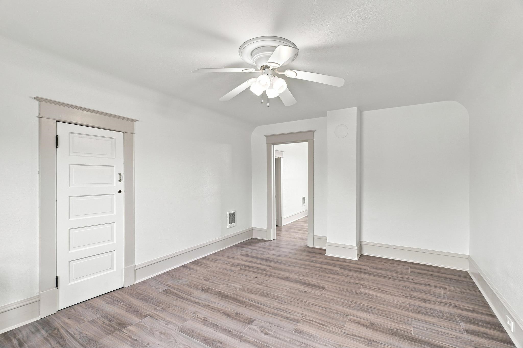 318 W Knox Ave - Photo 18