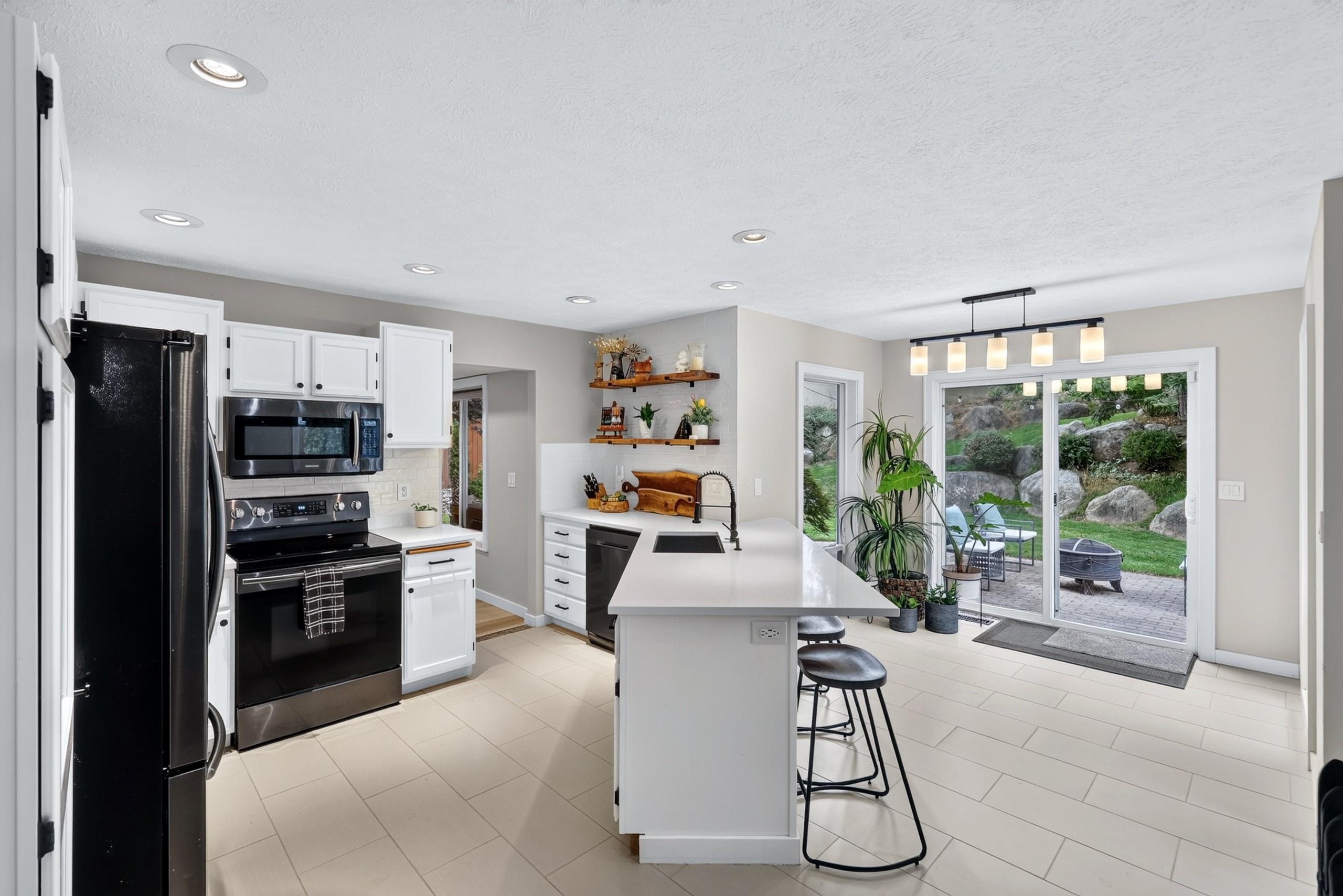 23213 E 2nd Ave - Photo 17