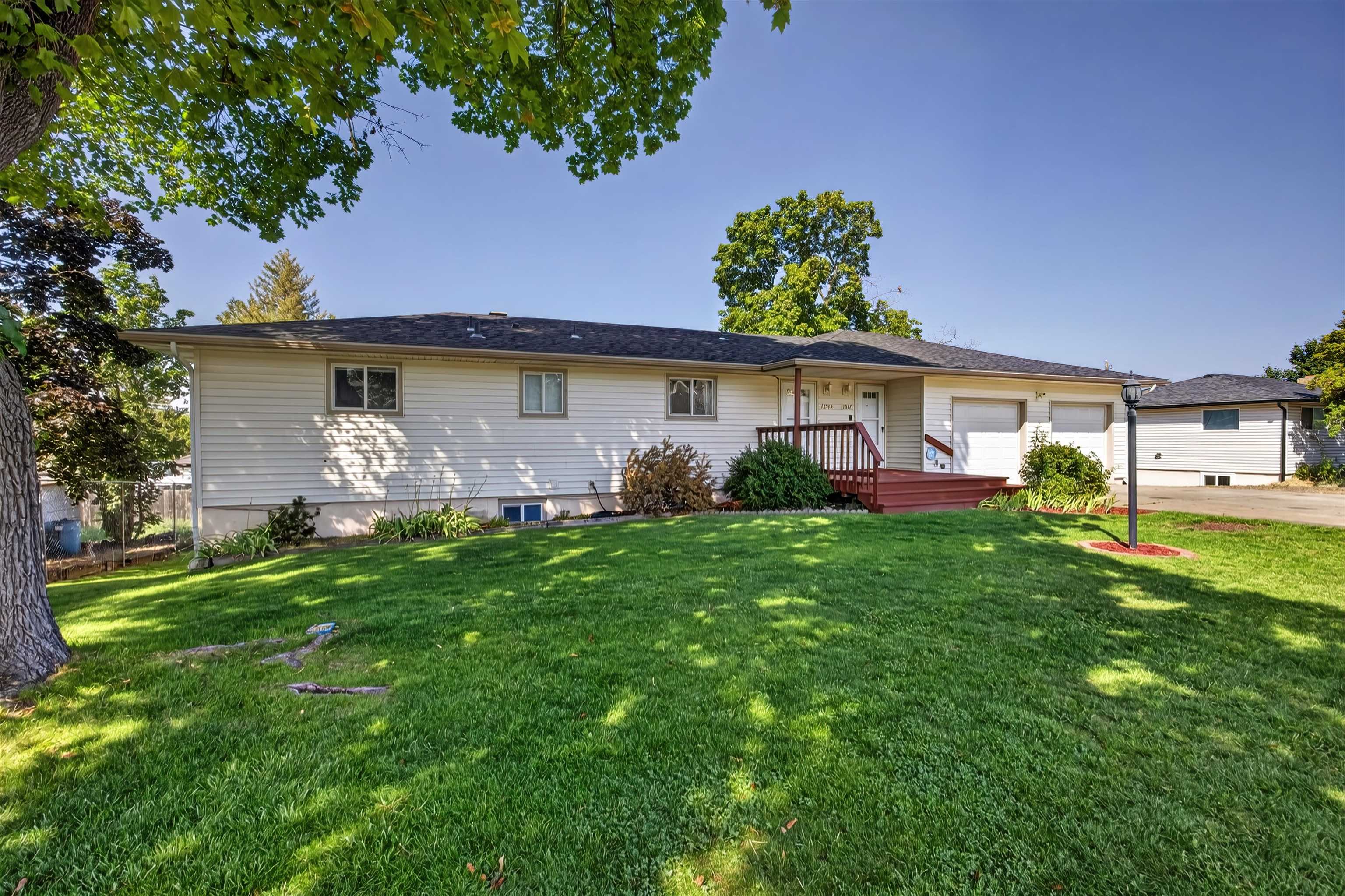 11515 E 10th Ave - Photo 2