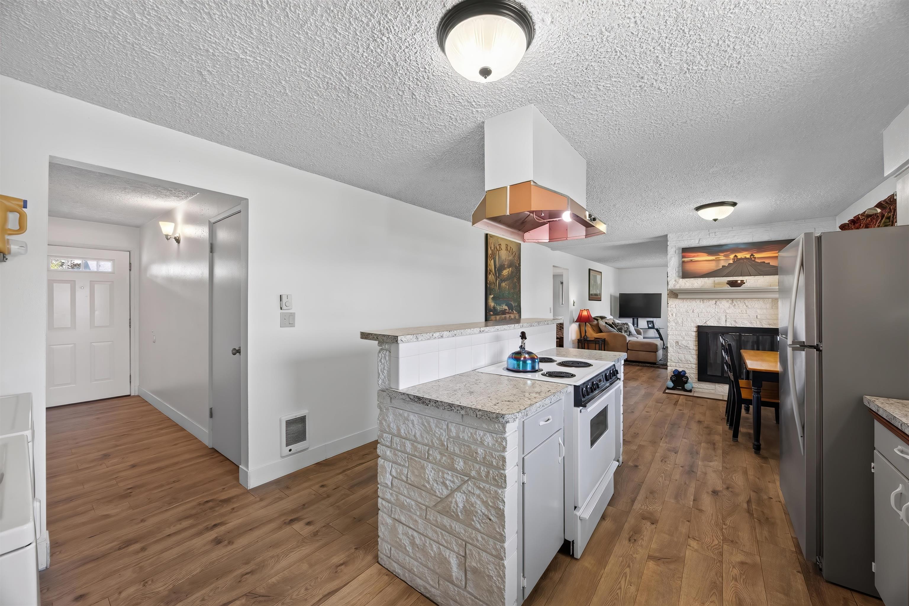 11515 E 10th Ave - Photo 4