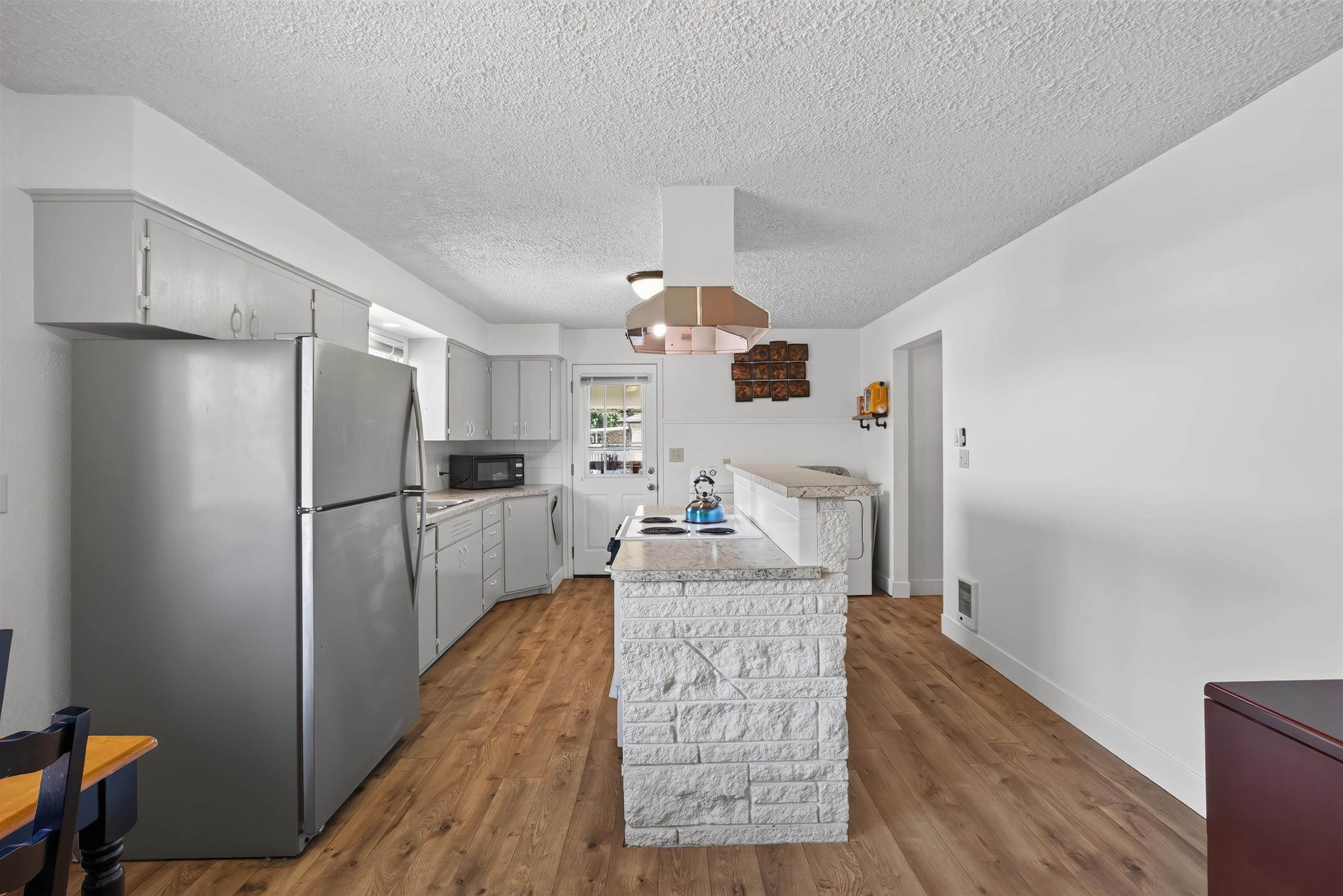 11515 E 10th Ave - Photo 5