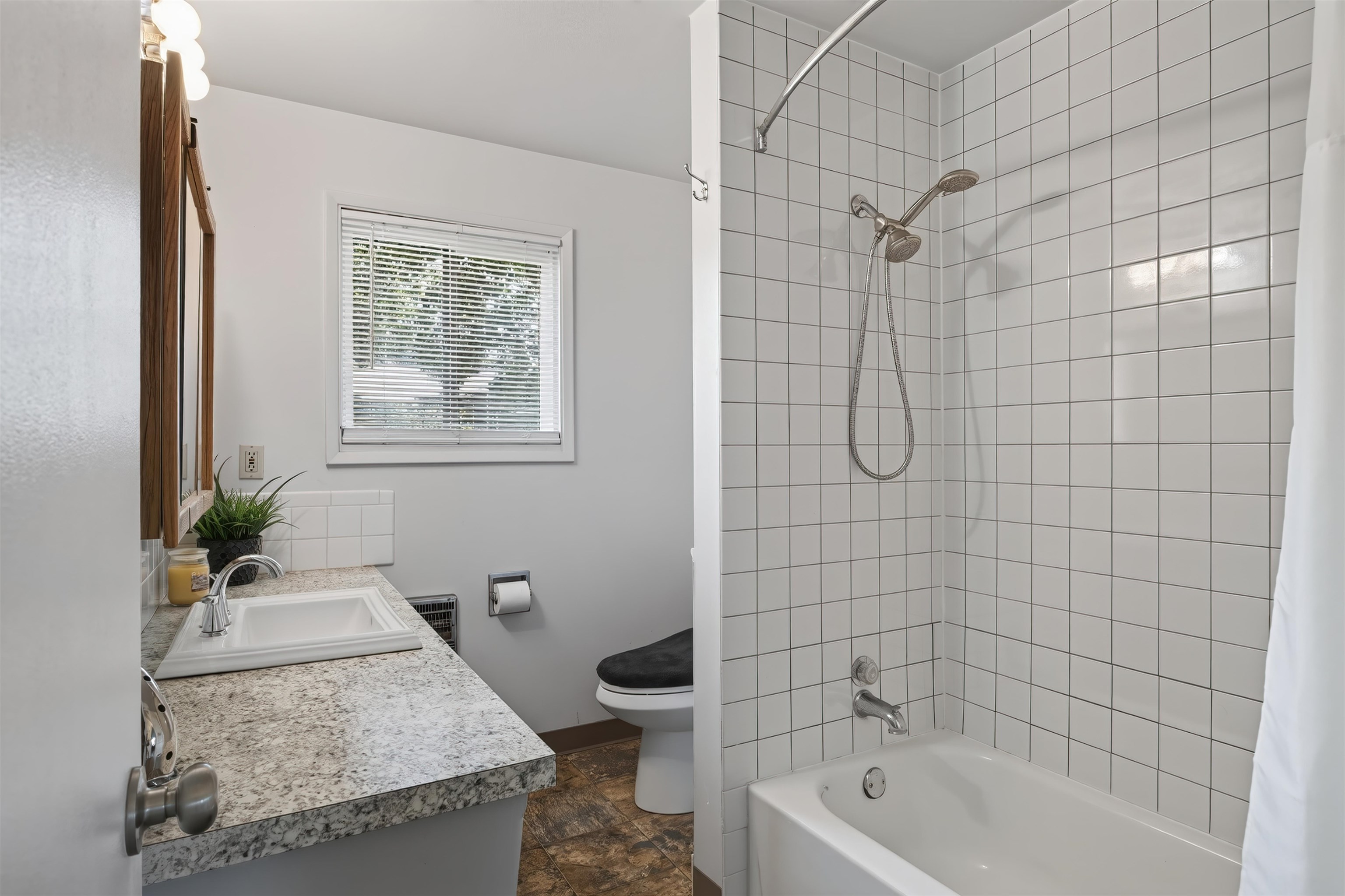 11515 E 10th Ave - Photo 15