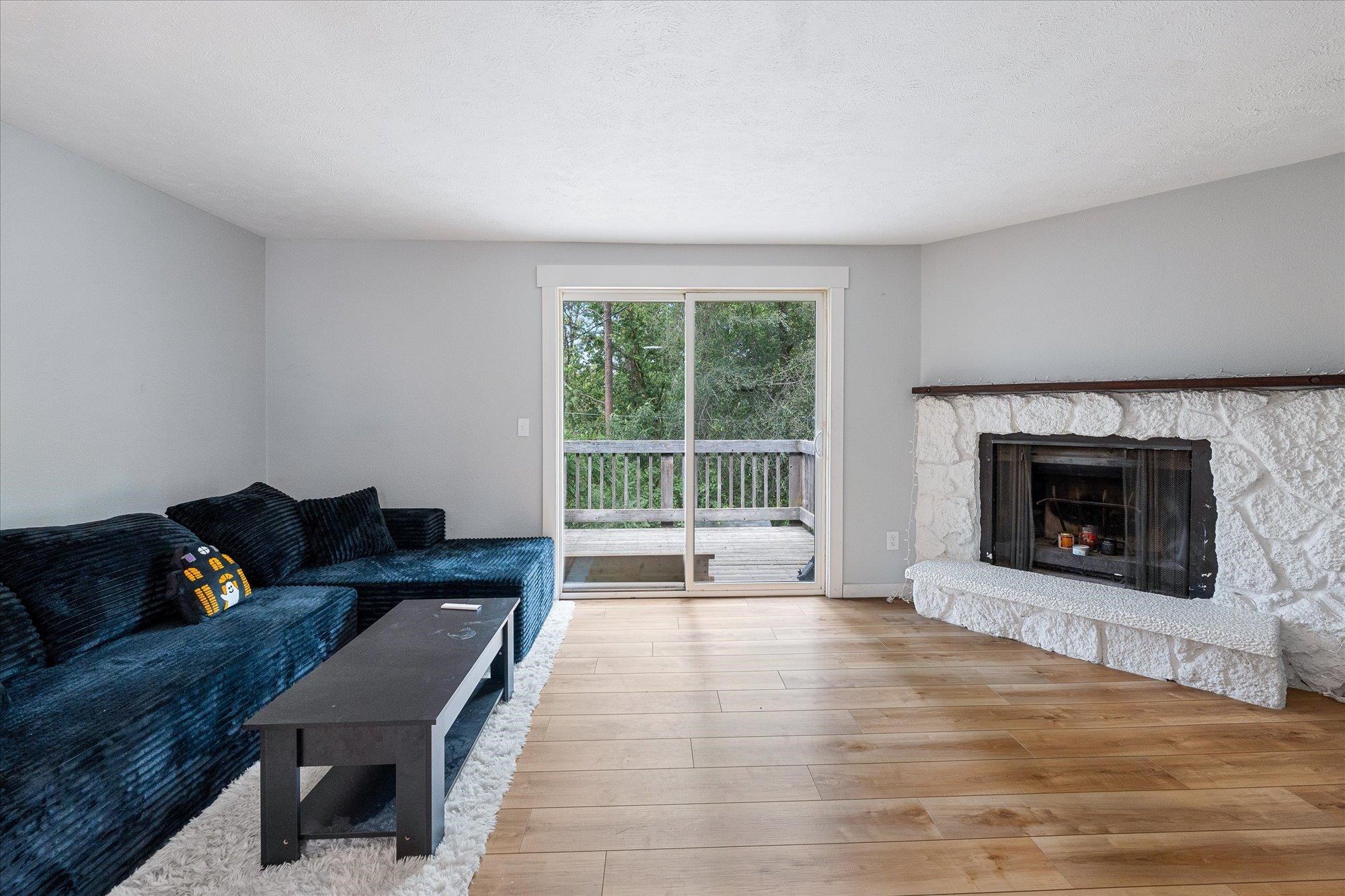 2011 E 11th Ave - Photo 4