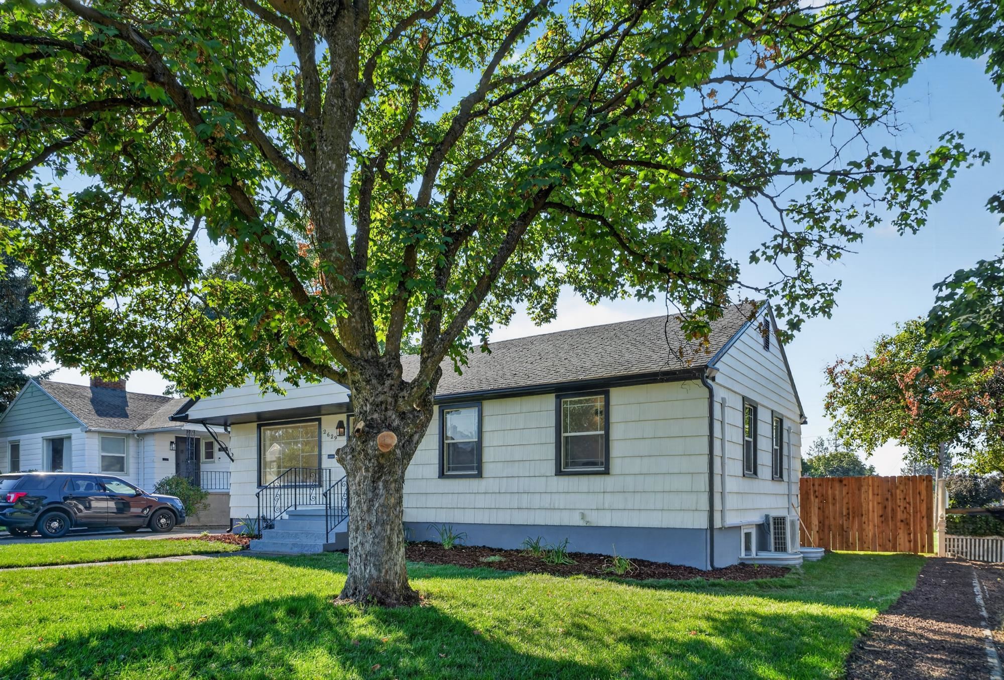 2629 W Heroy Ave - Photo 38