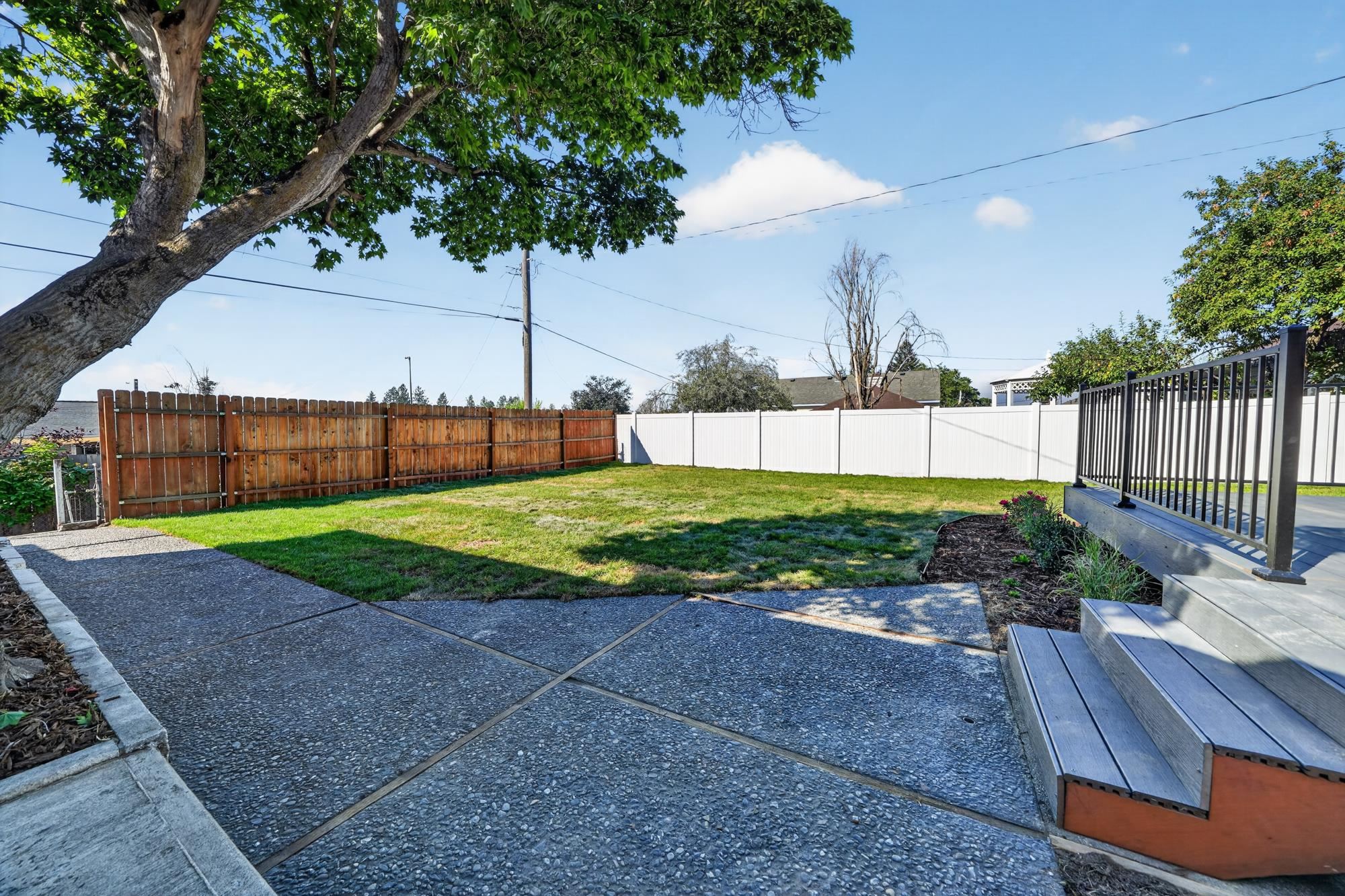 2629 W Heroy Ave - Photo 42