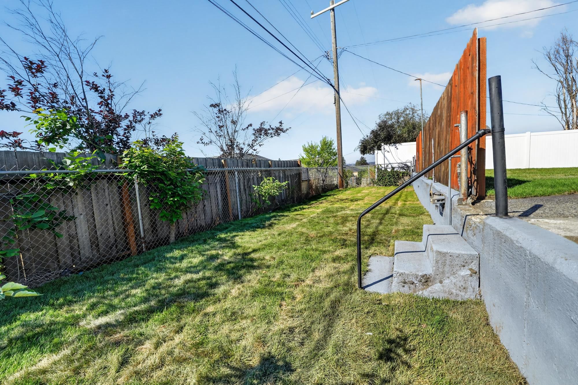 2629 W Heroy Ave - Photo 47