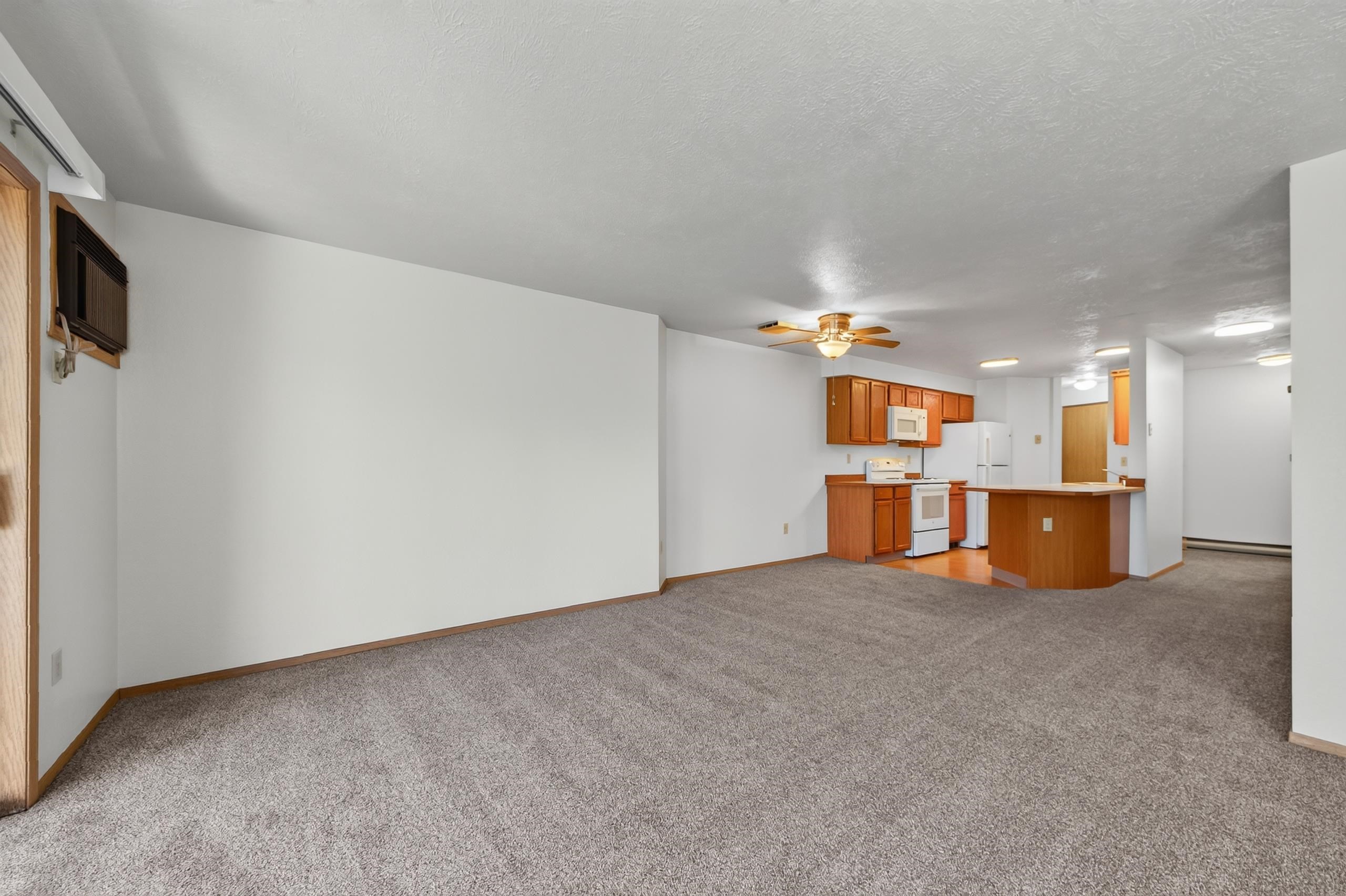912 W Lincoln Pl - Photo 5