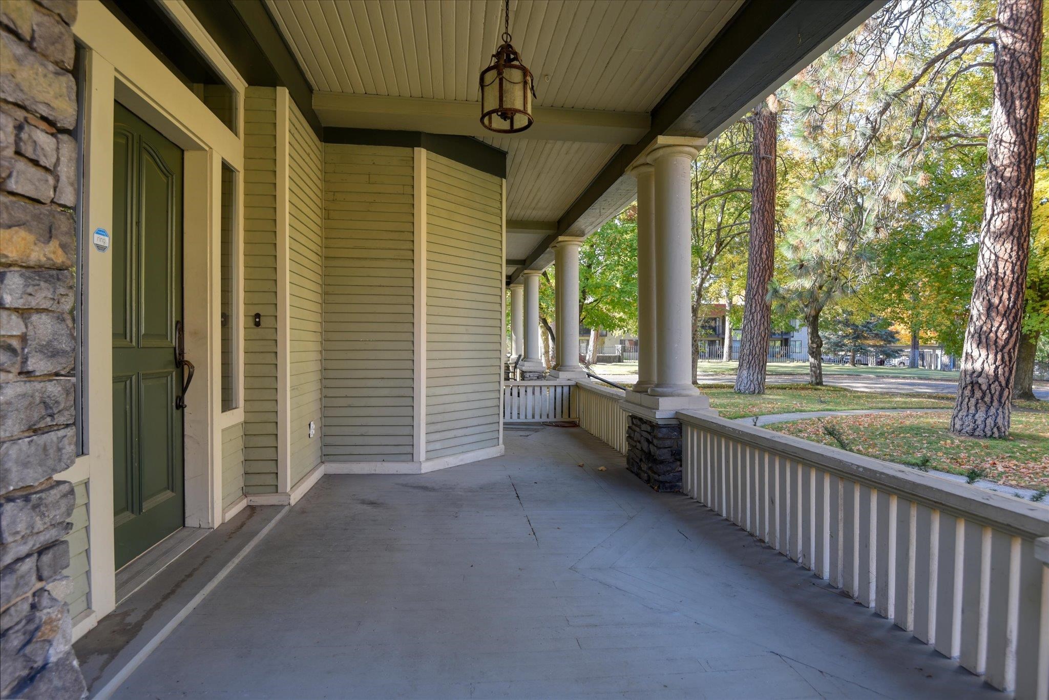 2425 W Pacific Ave - Photo 4