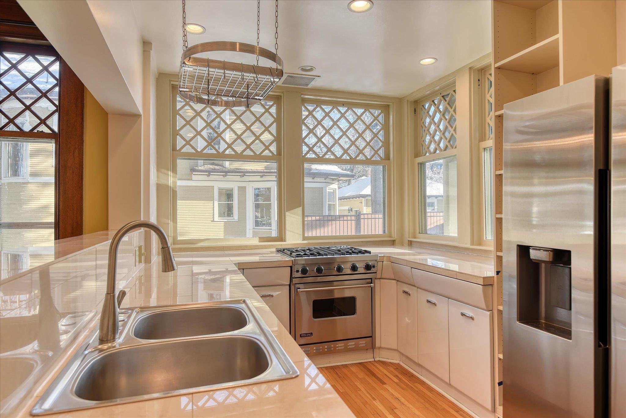 2425 W Pacific Ave - Photo 14