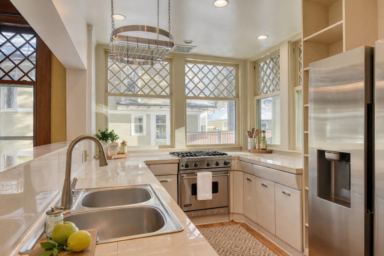 2425 W Pacific Ave - Photo 15