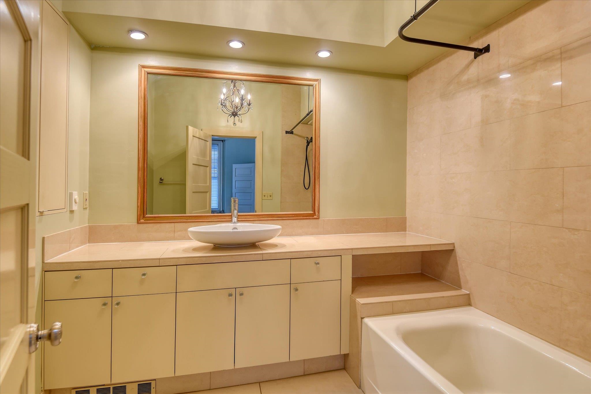 2425 W Pacific Ave - Photo 26