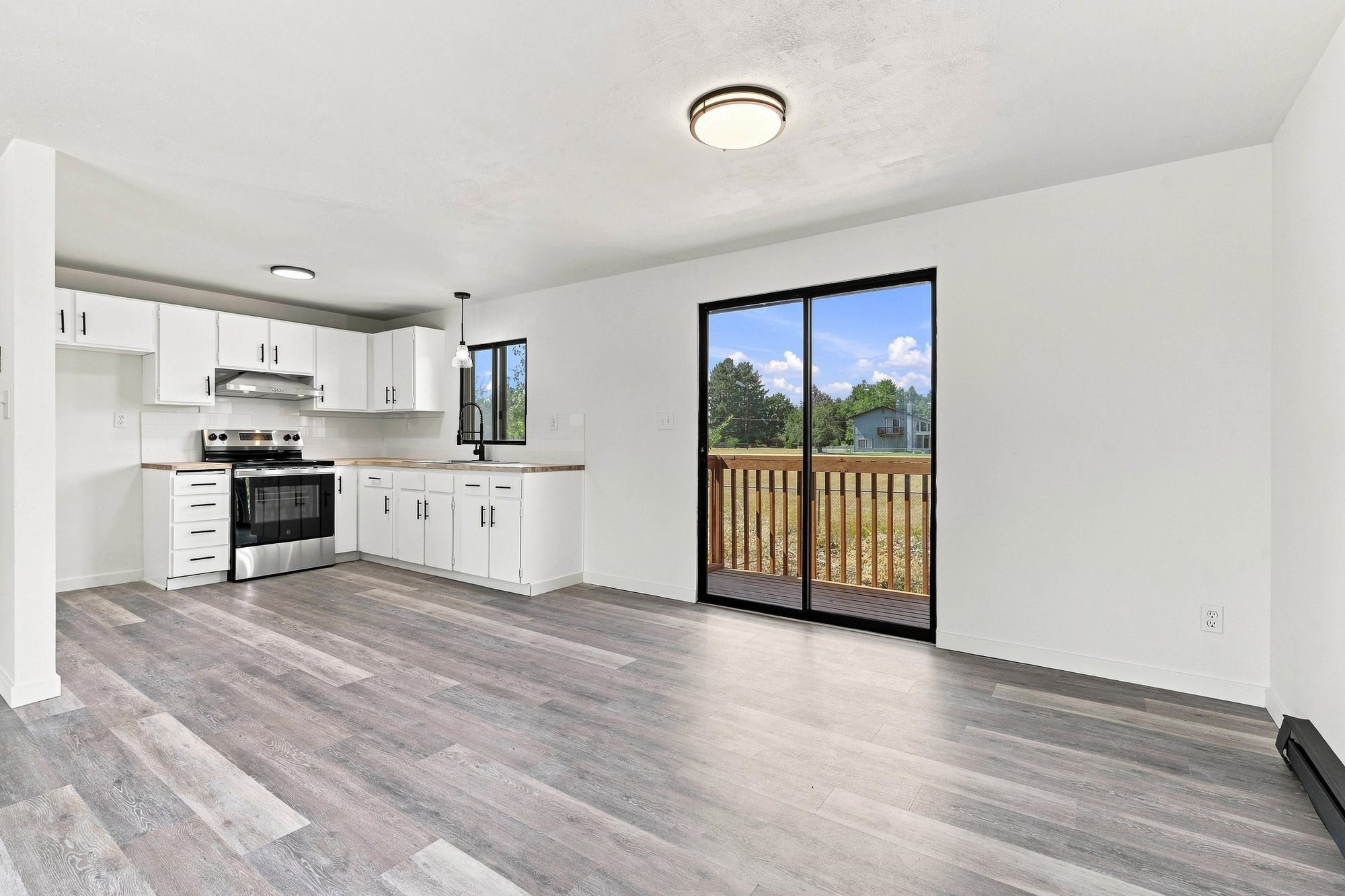 5017 N Mitchell Dr - Photo 7