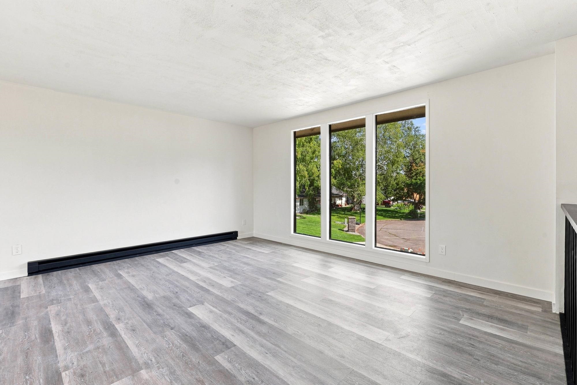 5017 N Mitchell Dr - Photo 13