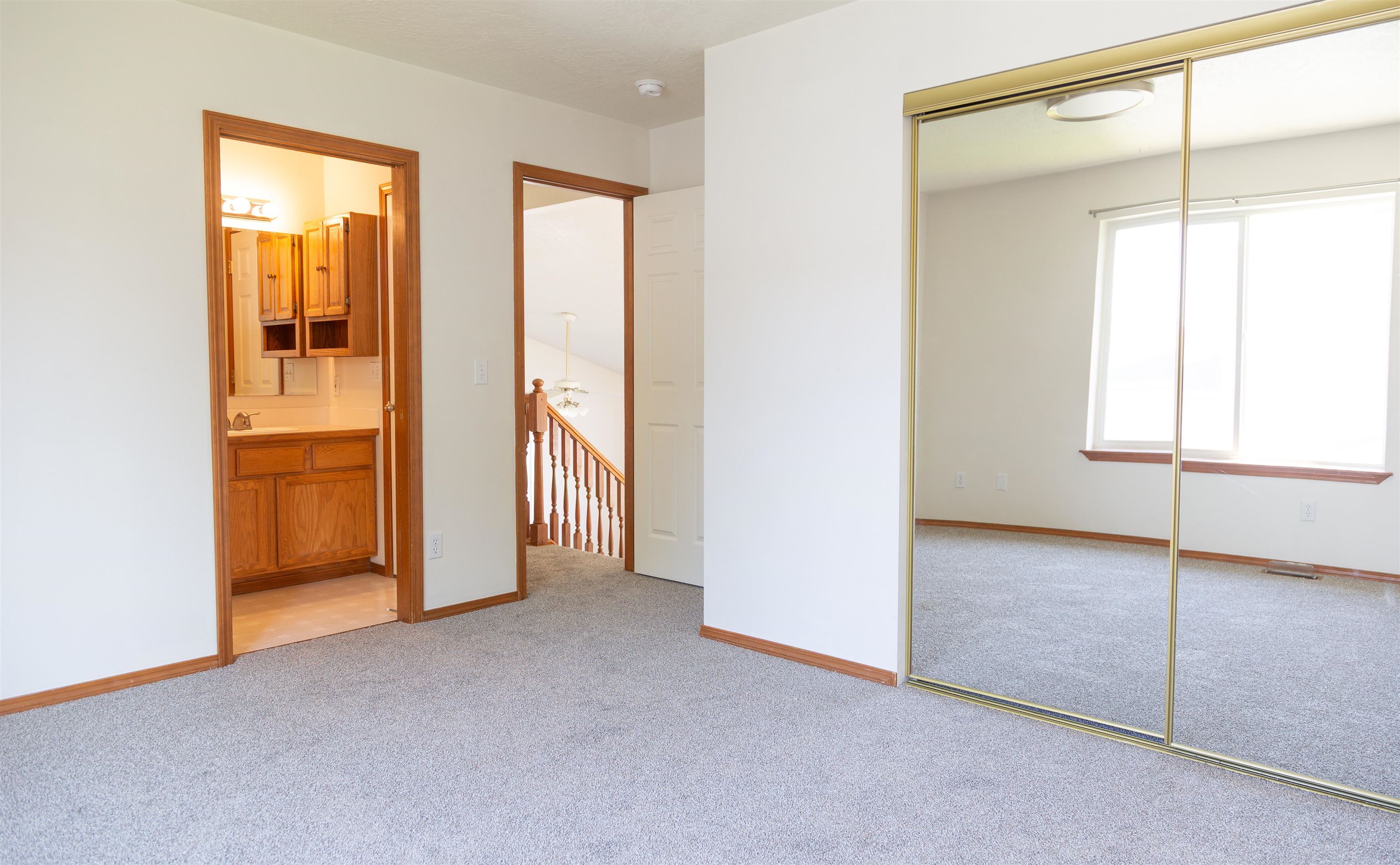 2622 Oxford Cir - Photo 9