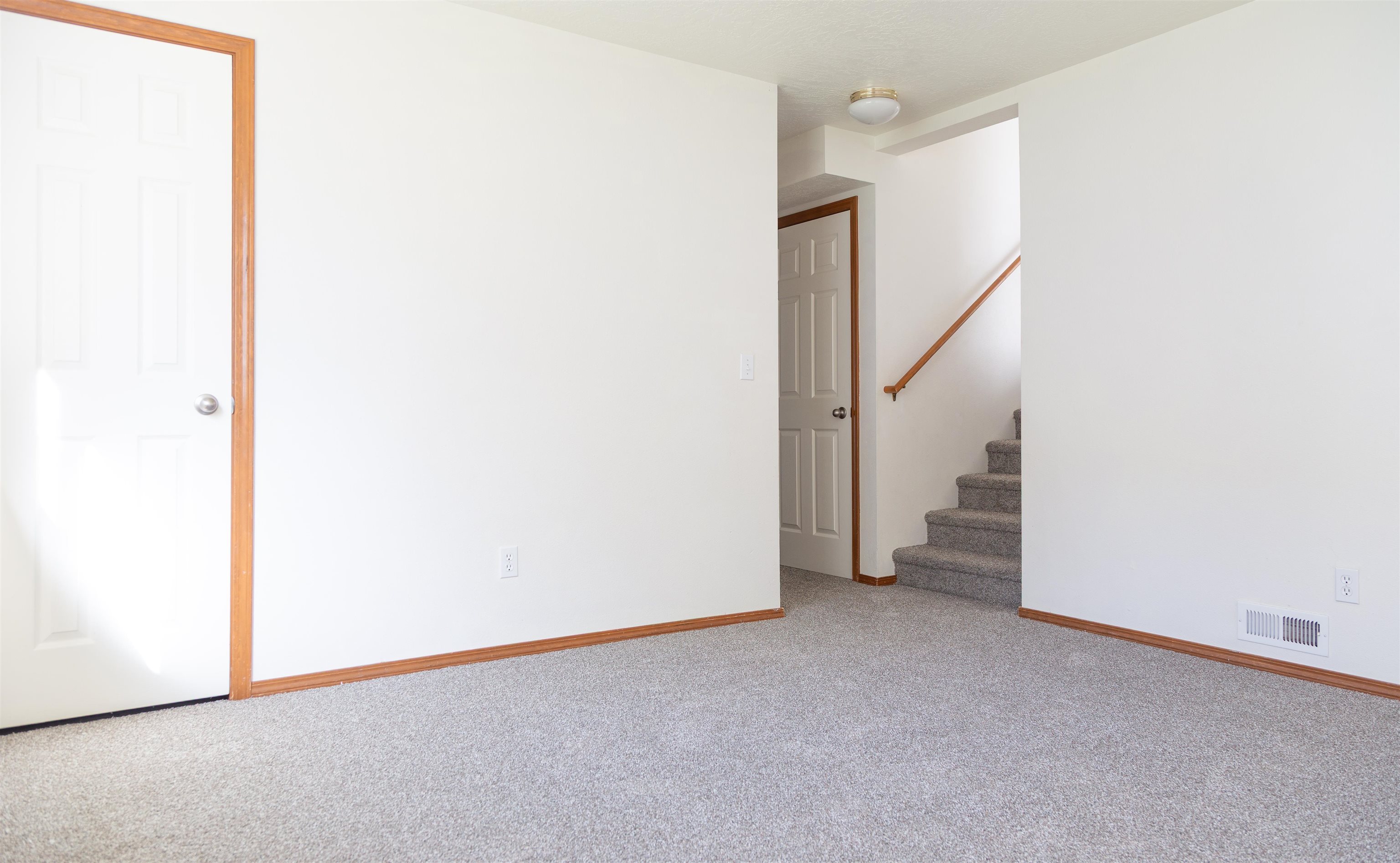 2622 Oxford Cir - Photo 15