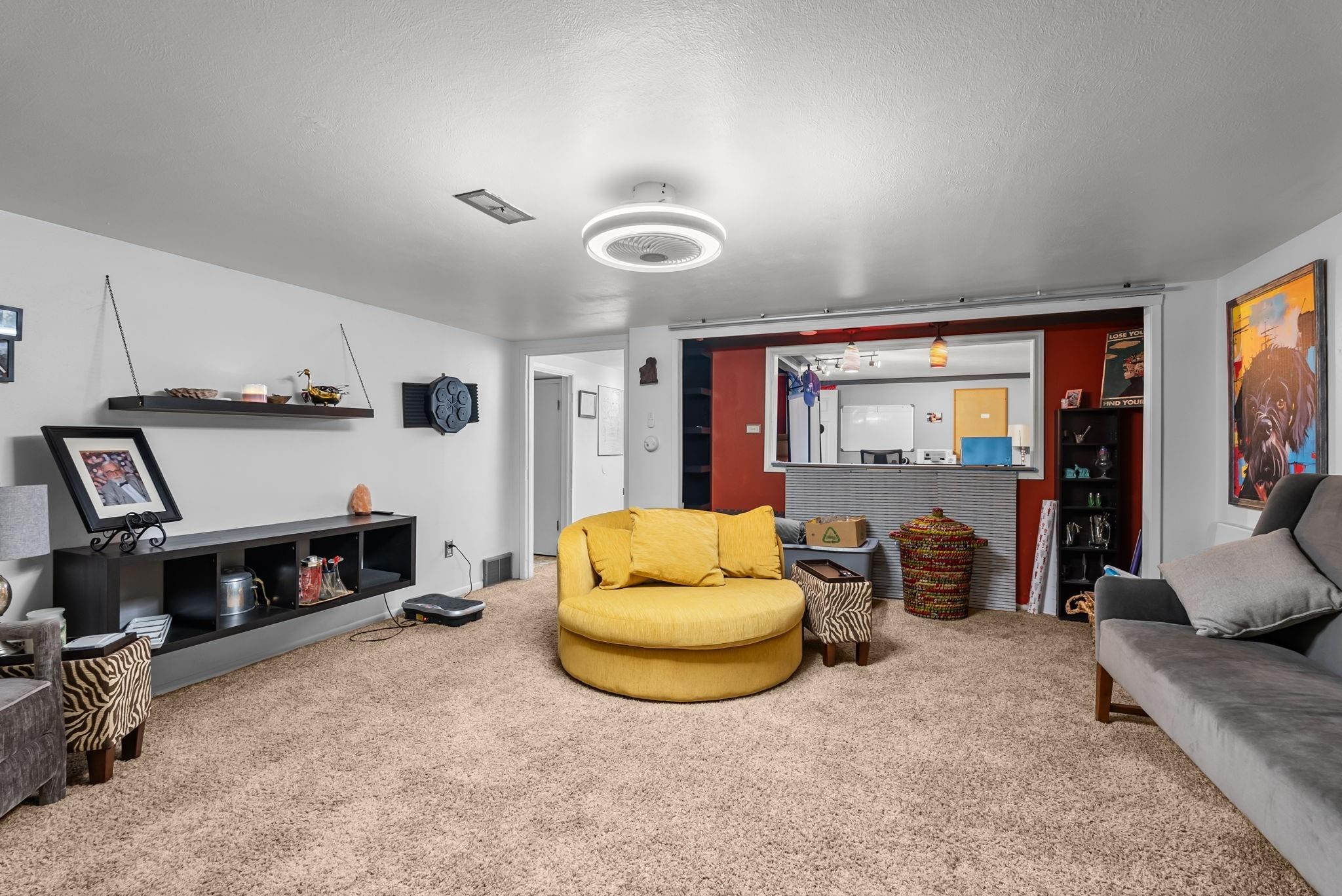 531 W Buckeye Ave - Photo 19
