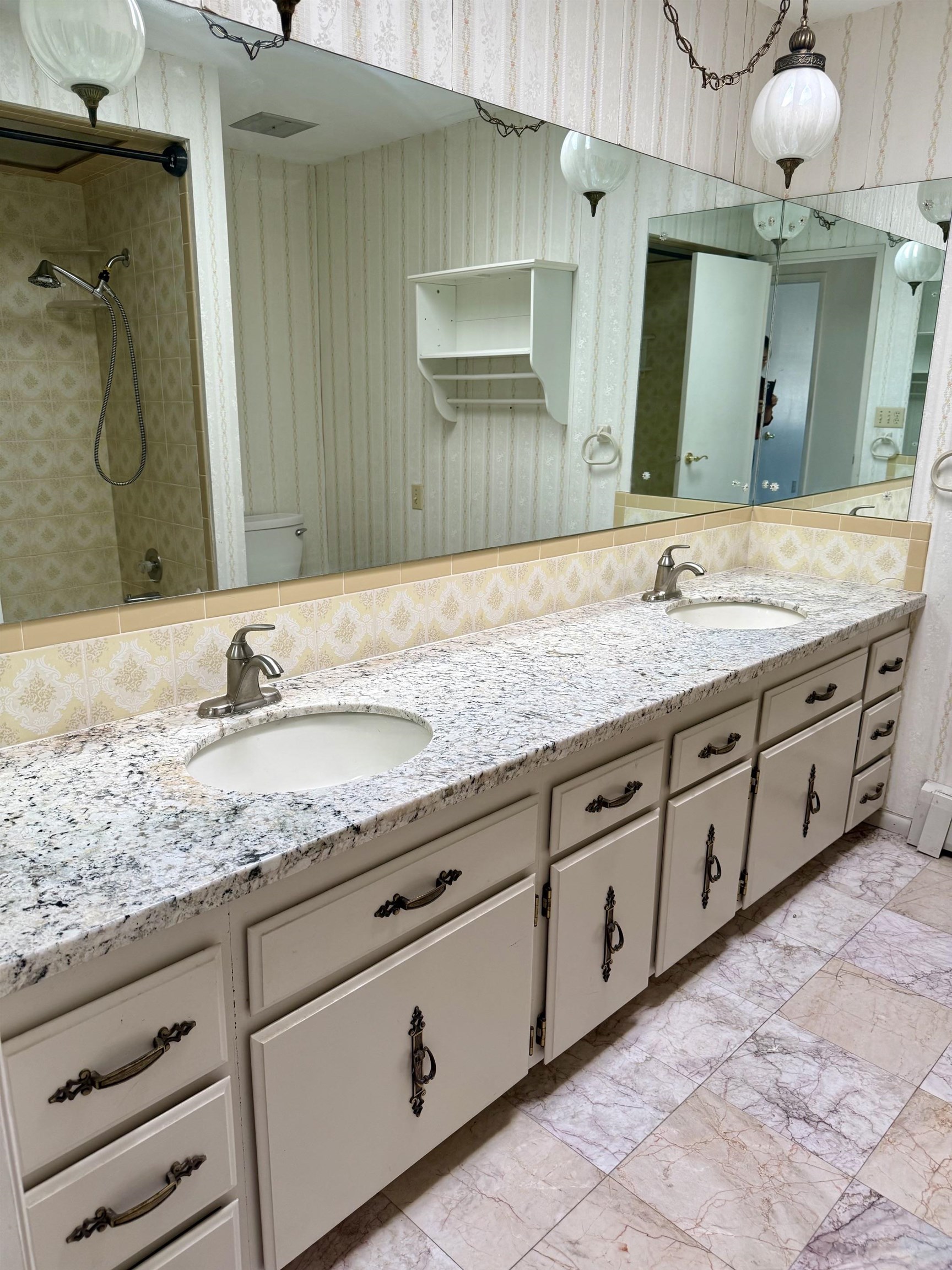 11221 E 21st Ave - Photo 14