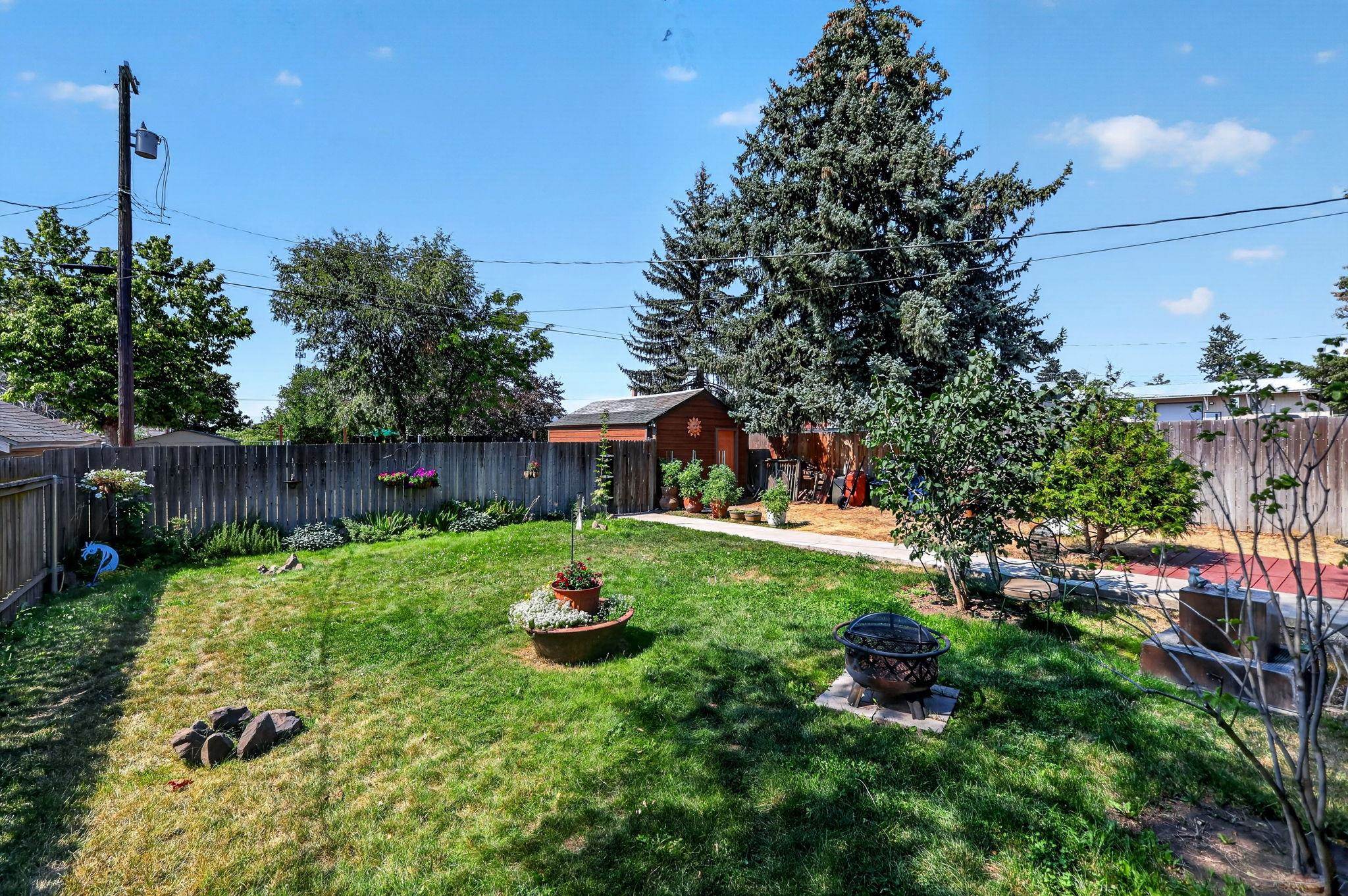 2811 N Crestline St - Photo 29