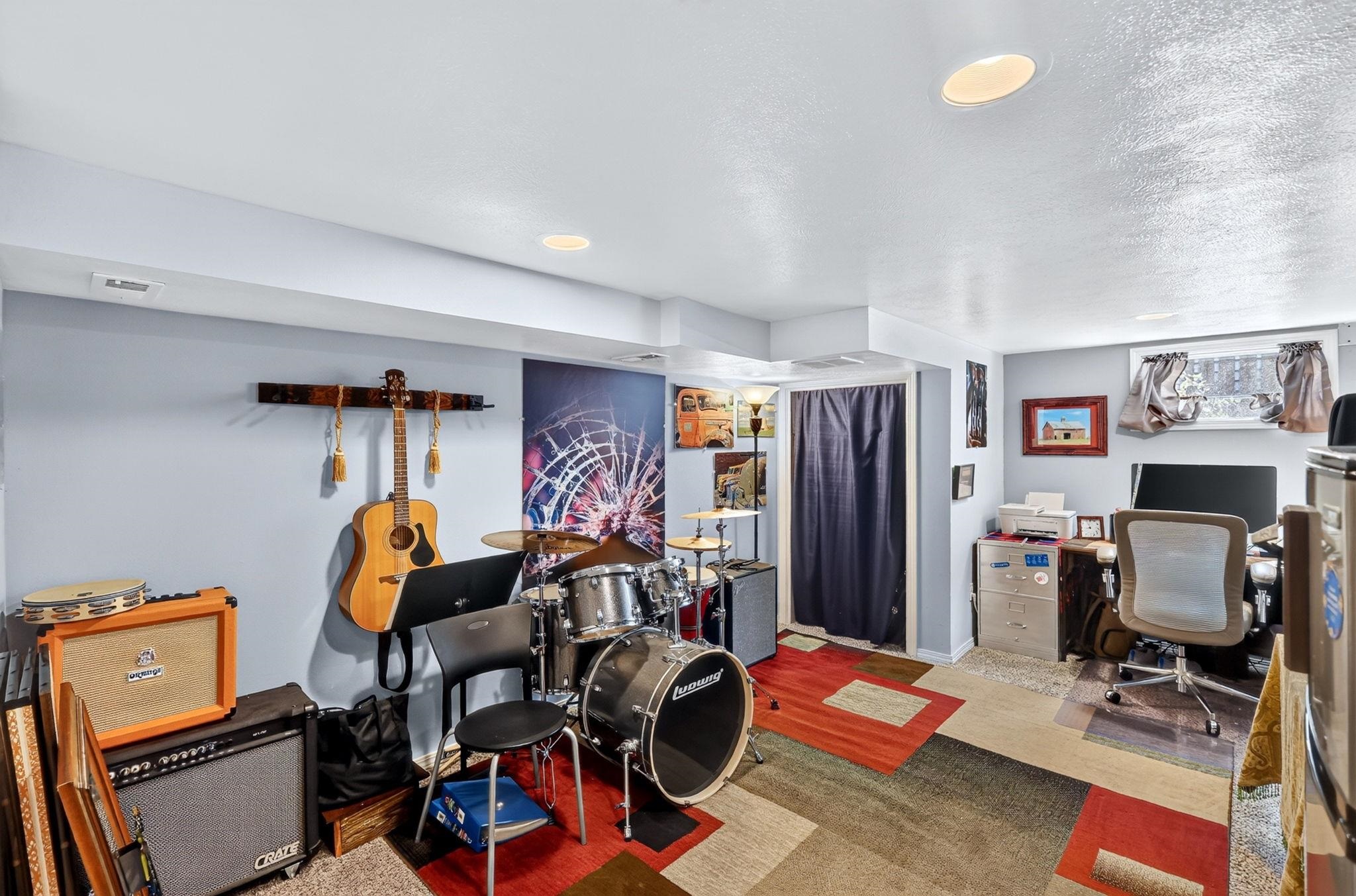 2811 N Crestline St - Photo 20