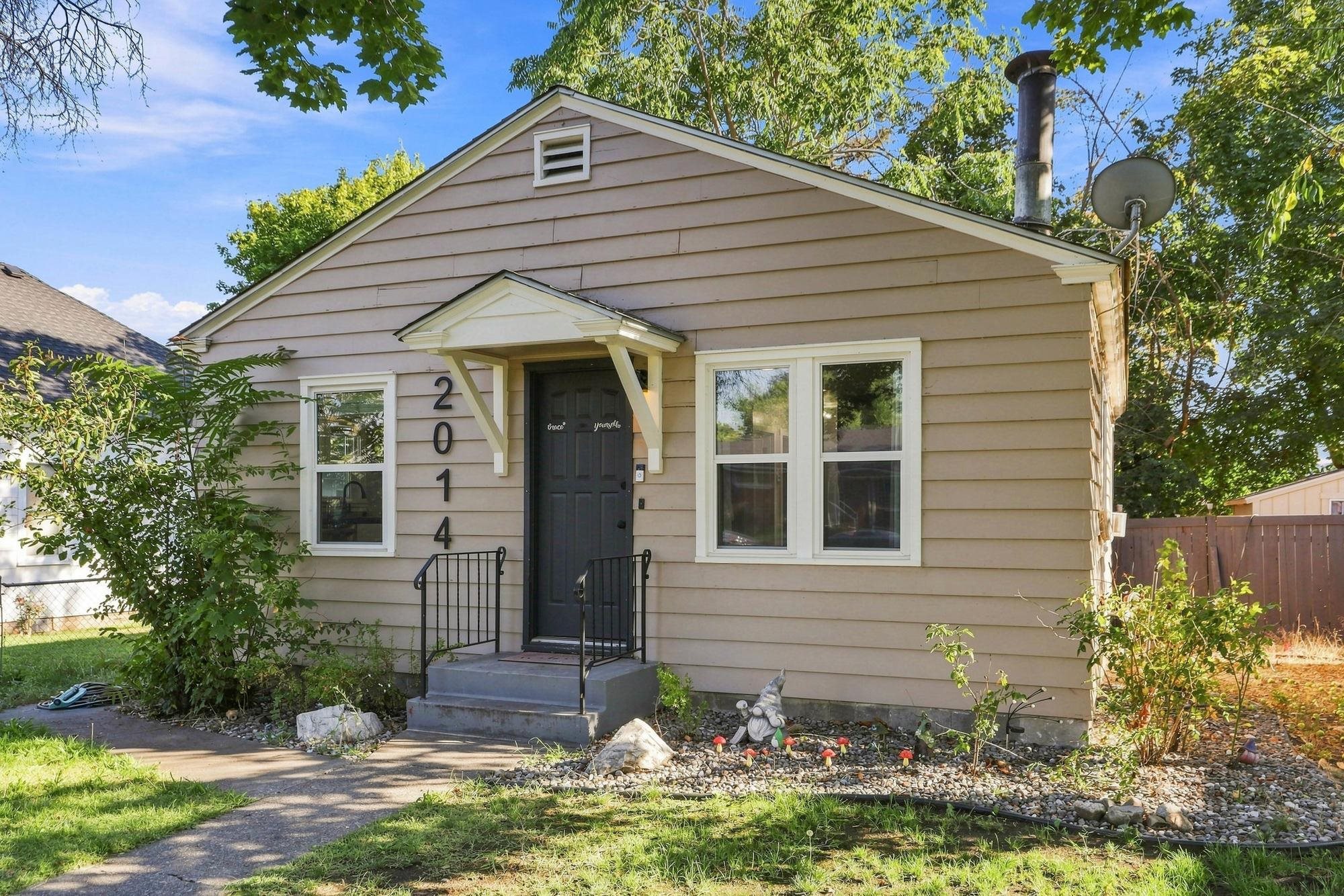 2014 E Cataldo Ave - Photo 2