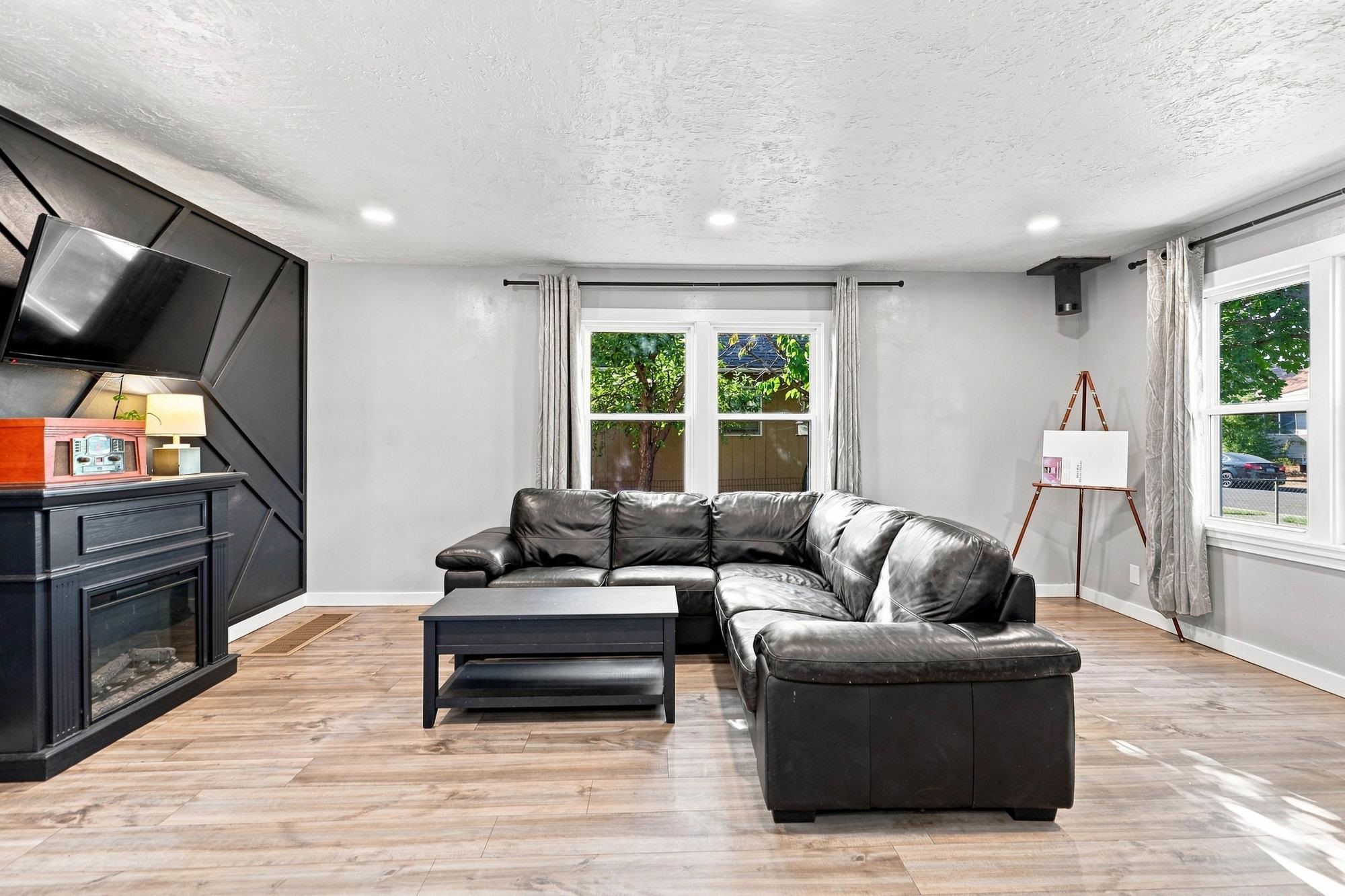 2014 E Cataldo Ave - Photo 4