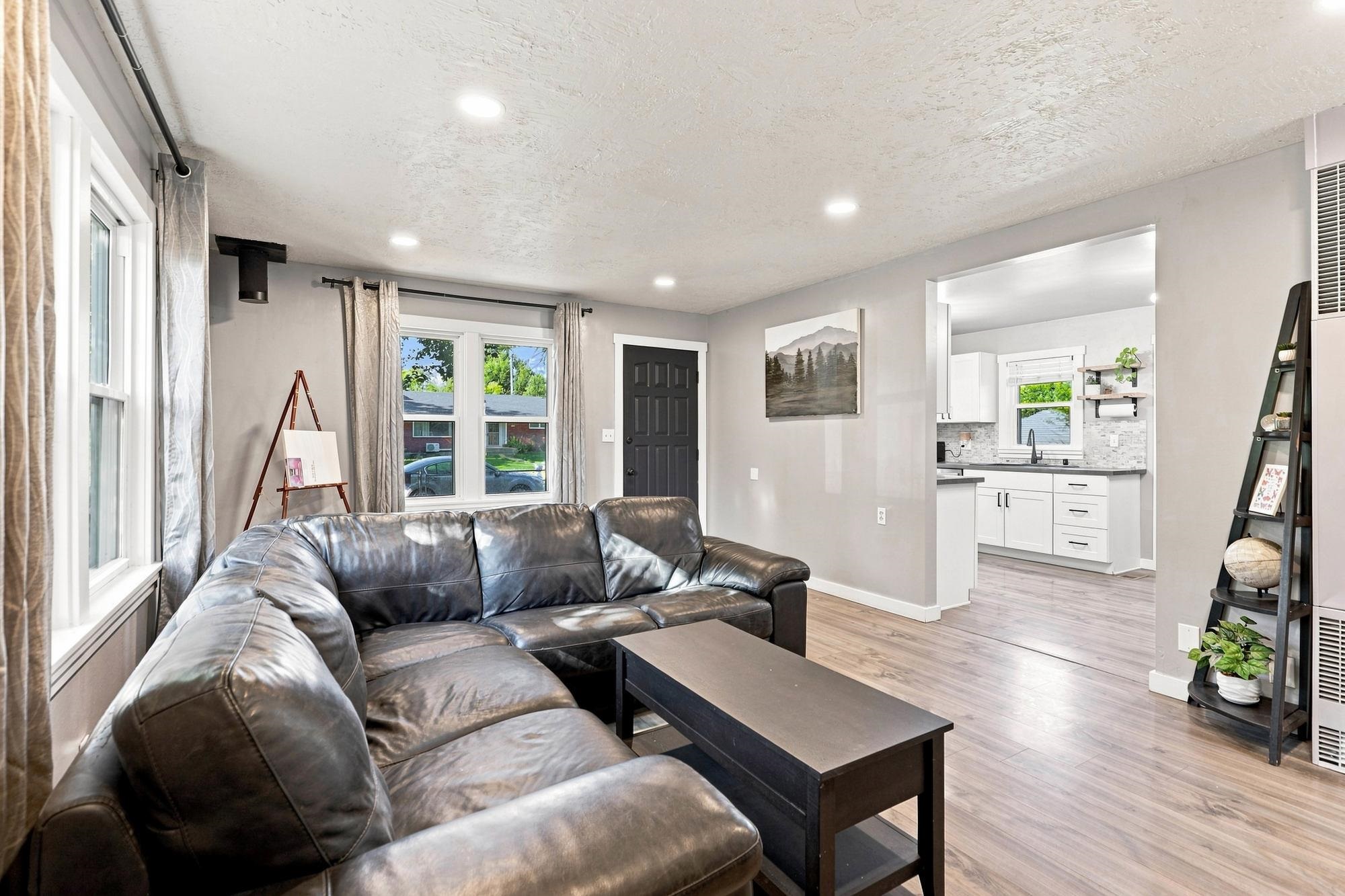 2014 E Cataldo Ave - Photo 6